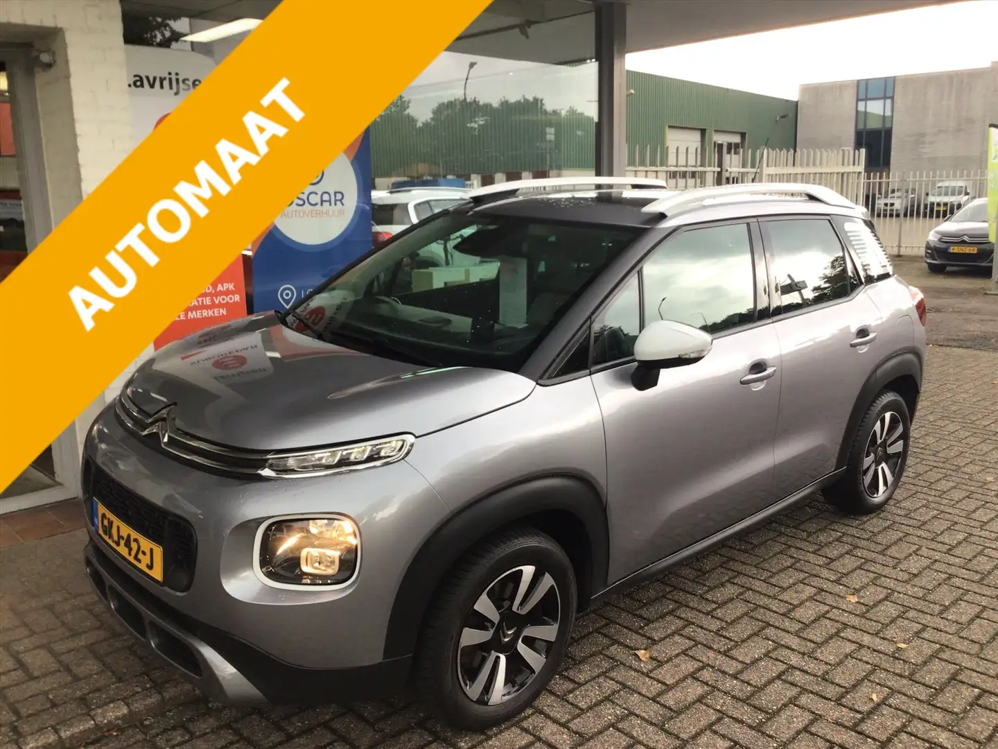 Citroen C3 Aircross 1.2 PureTech 130pk S&S EAT6 Shine Gris - 1