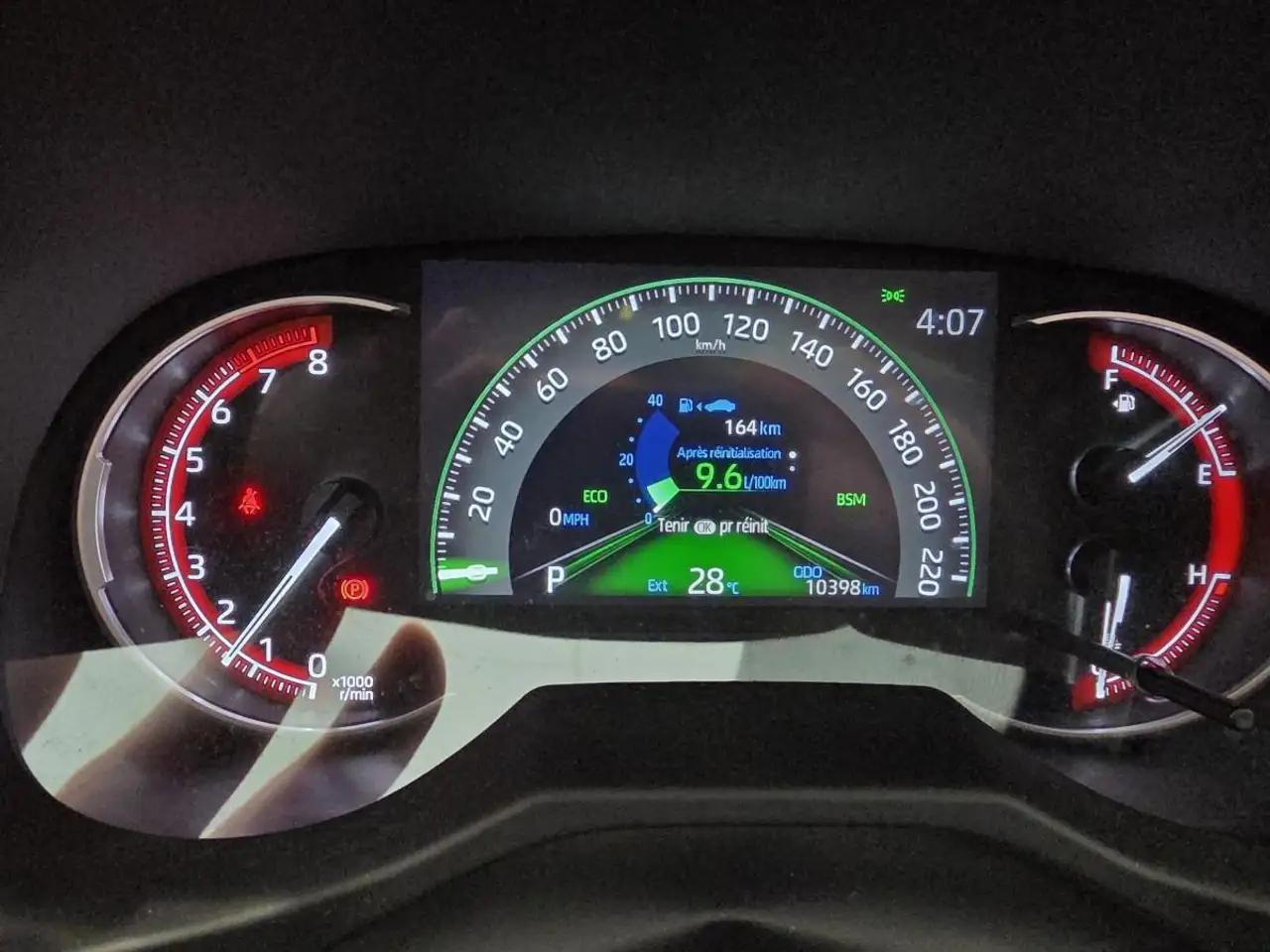 Toyota RAV 4 снимка Toyota RAV 4