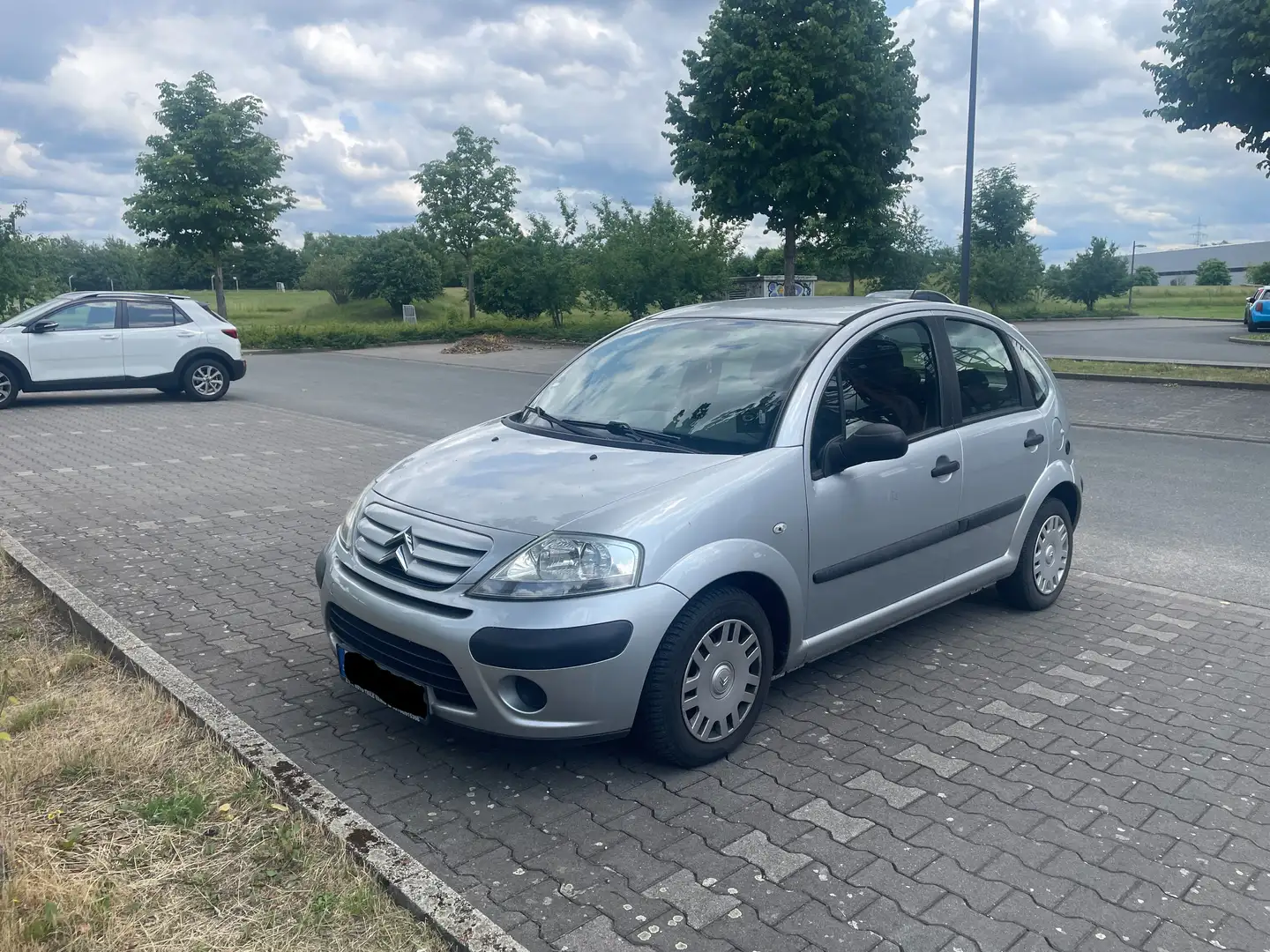 Citroen C3 C3 Bivalent 1.4 Bivalent Style Silber - 1