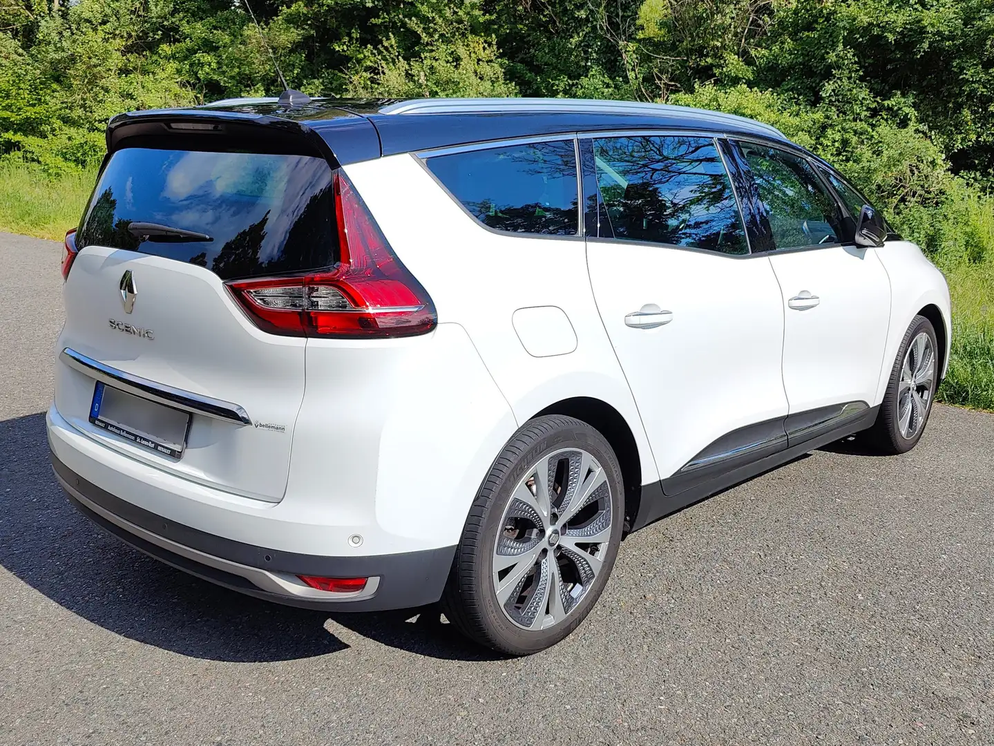 Renault Grand Scenic Grand+Scenic+ENERGY+TCe+130+INTENS Bílá - 2