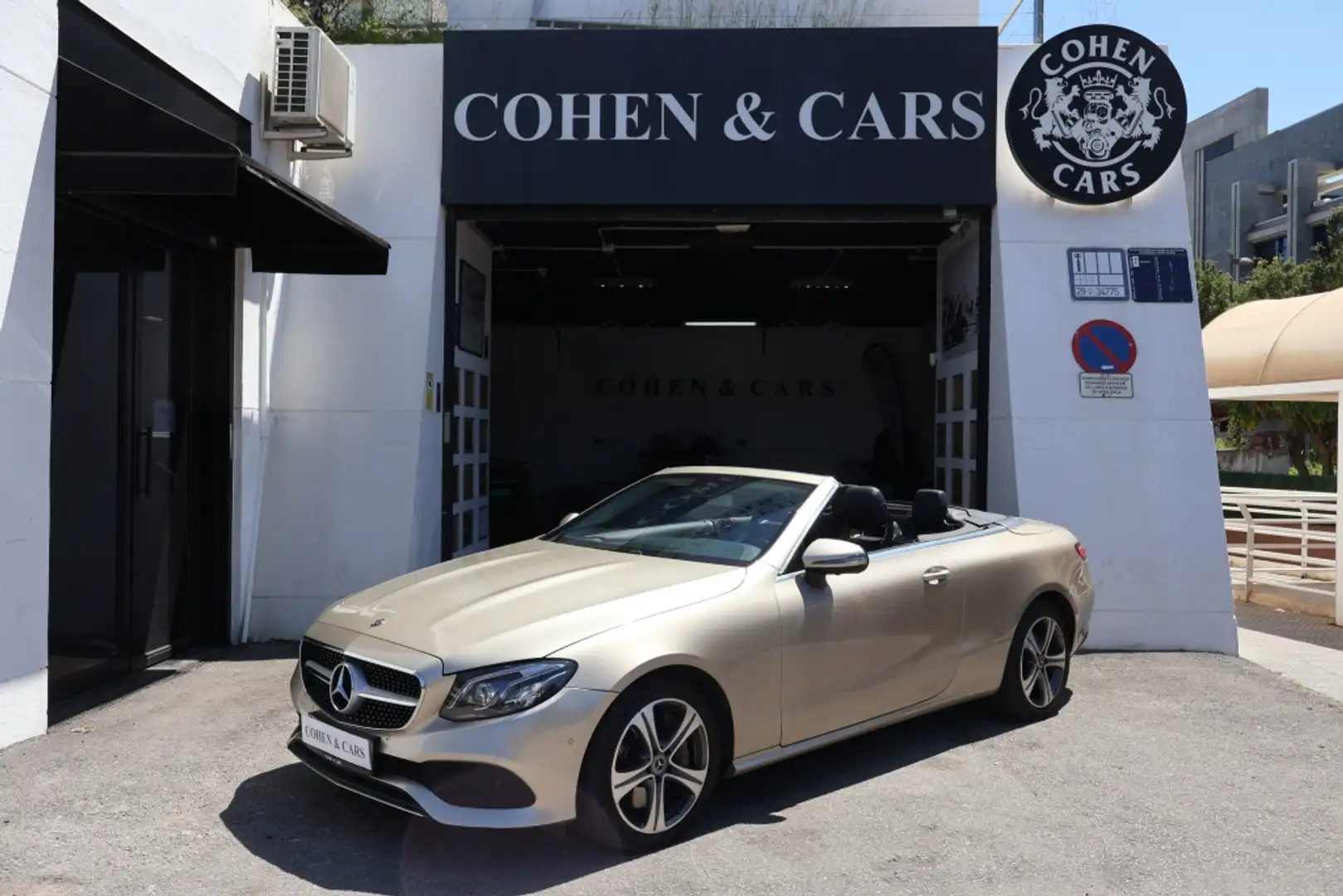 Mercedes-Benz E 350 Cabrio 350d 4Matic 9G-Tronic Beżowy - 1