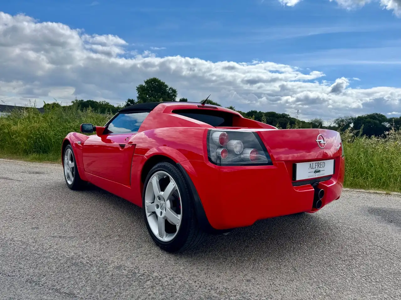 Opel Speedster 2,2 Ecotec 147 ch, foto 2