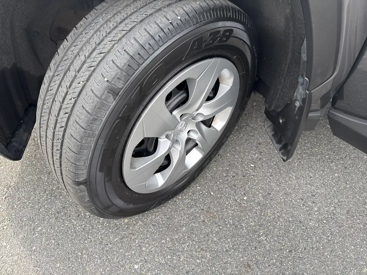 Toyota RAV 4 снимка Toyota RAV 4