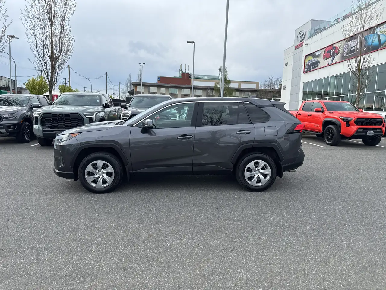 Toyota RAV 4 снимка Toyota RAV 4