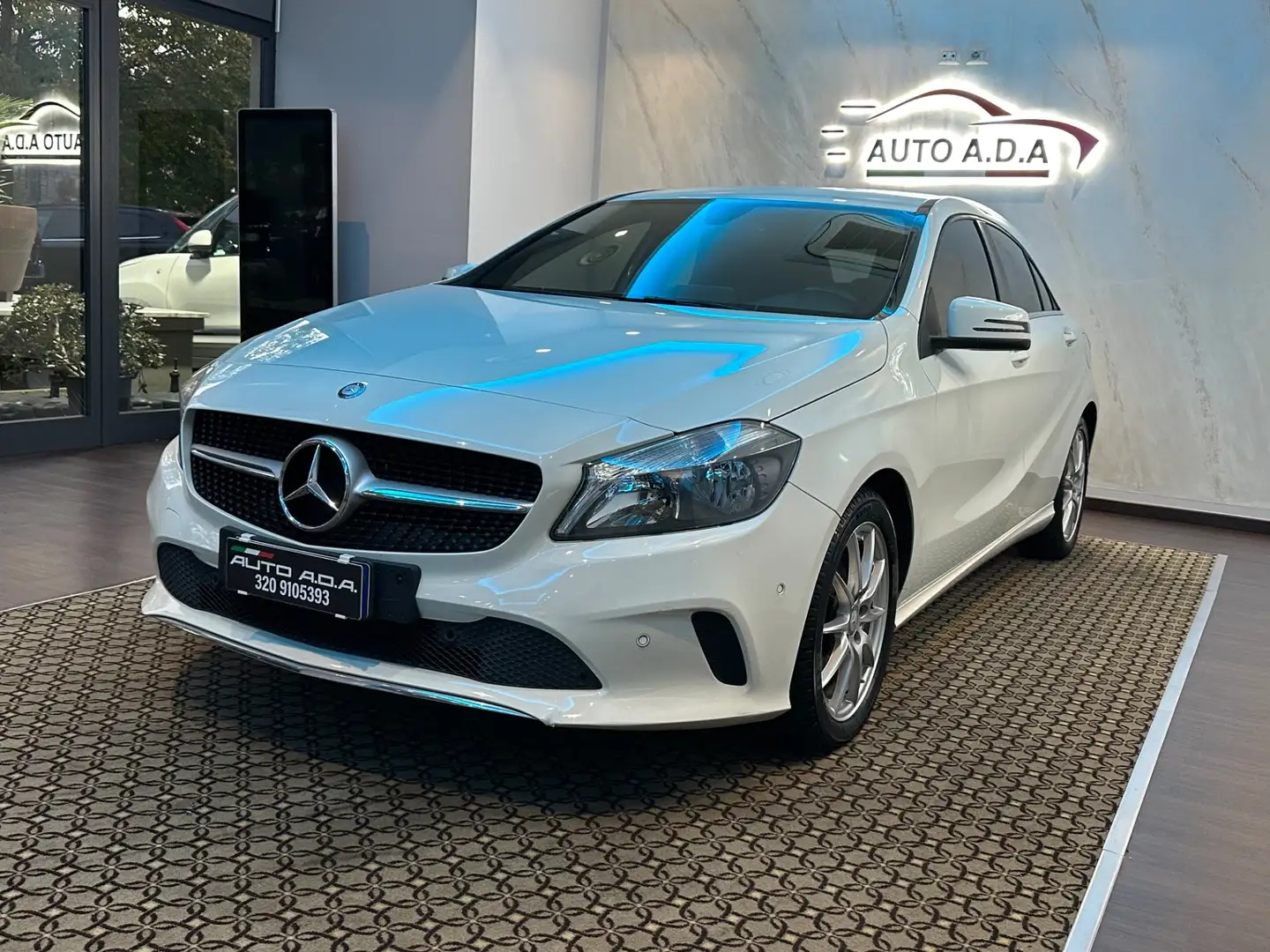 Mercedes-Benz A 180 A 180 d Executive Bianco - 2