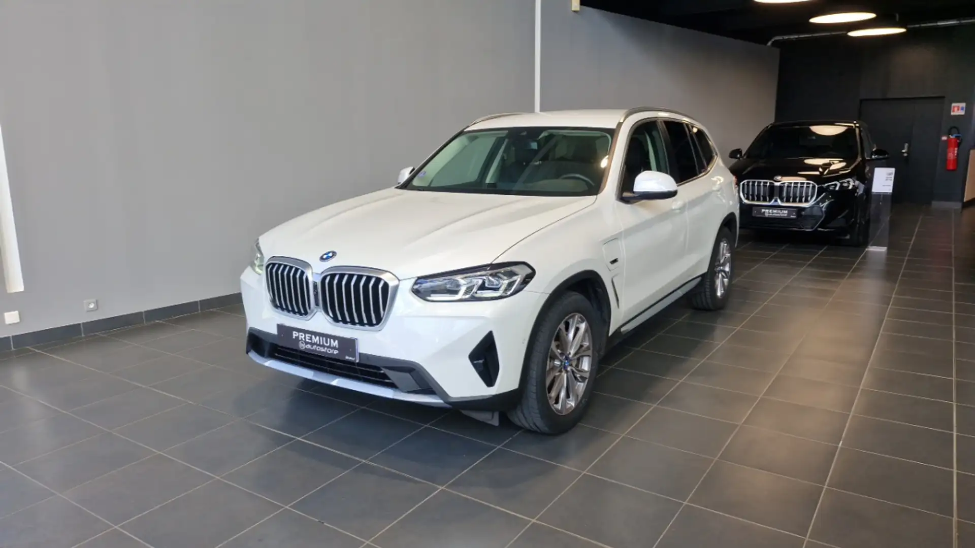 BMW X3 G01 LCI XDRIVE 30E 292CH BVA8 X Line Blanc - 1