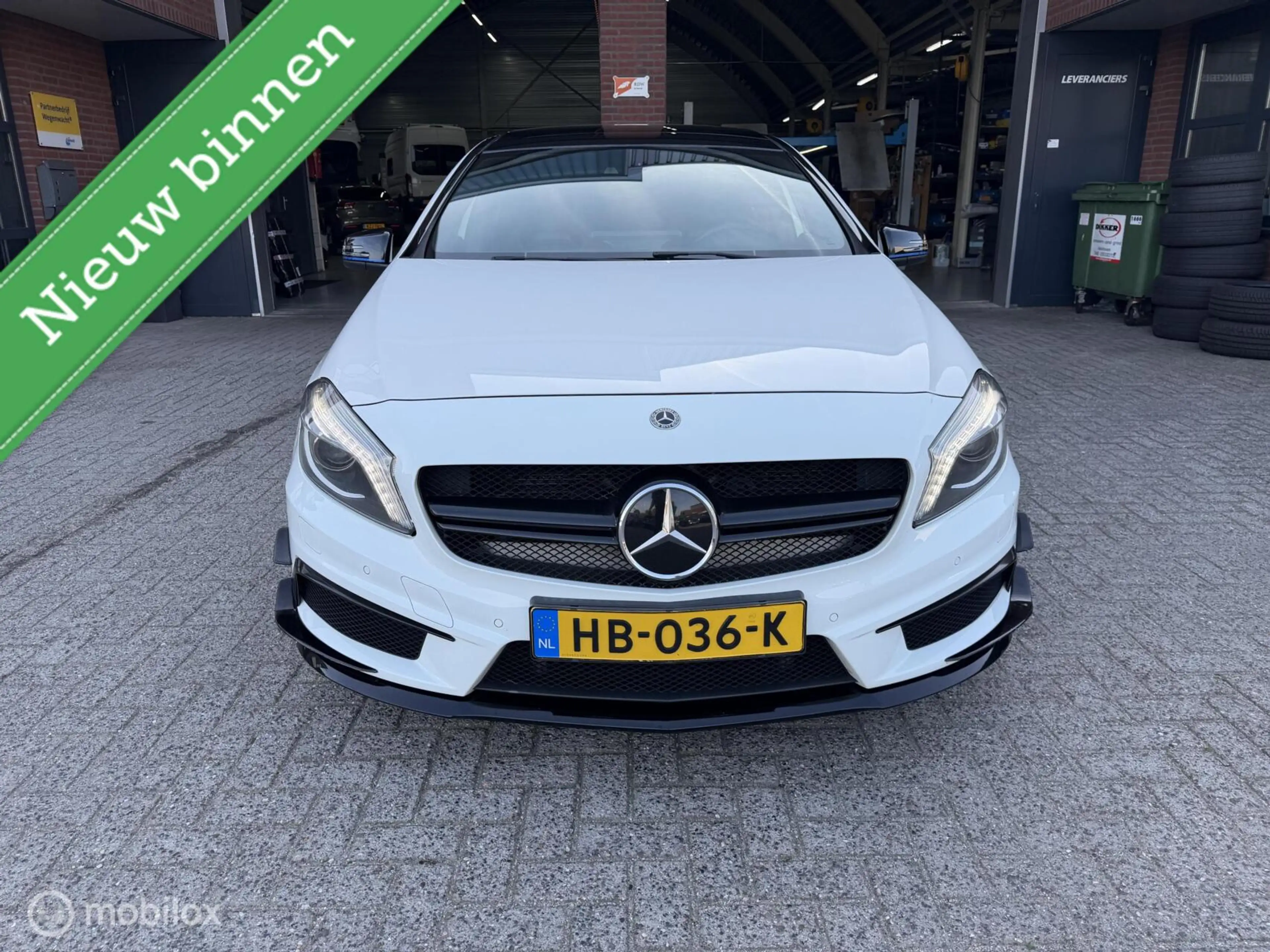 Mercedes-Benz A 45 AMG 4MATIC Edition 1 PANO*SCHAALSTOELEN* — photo 2
