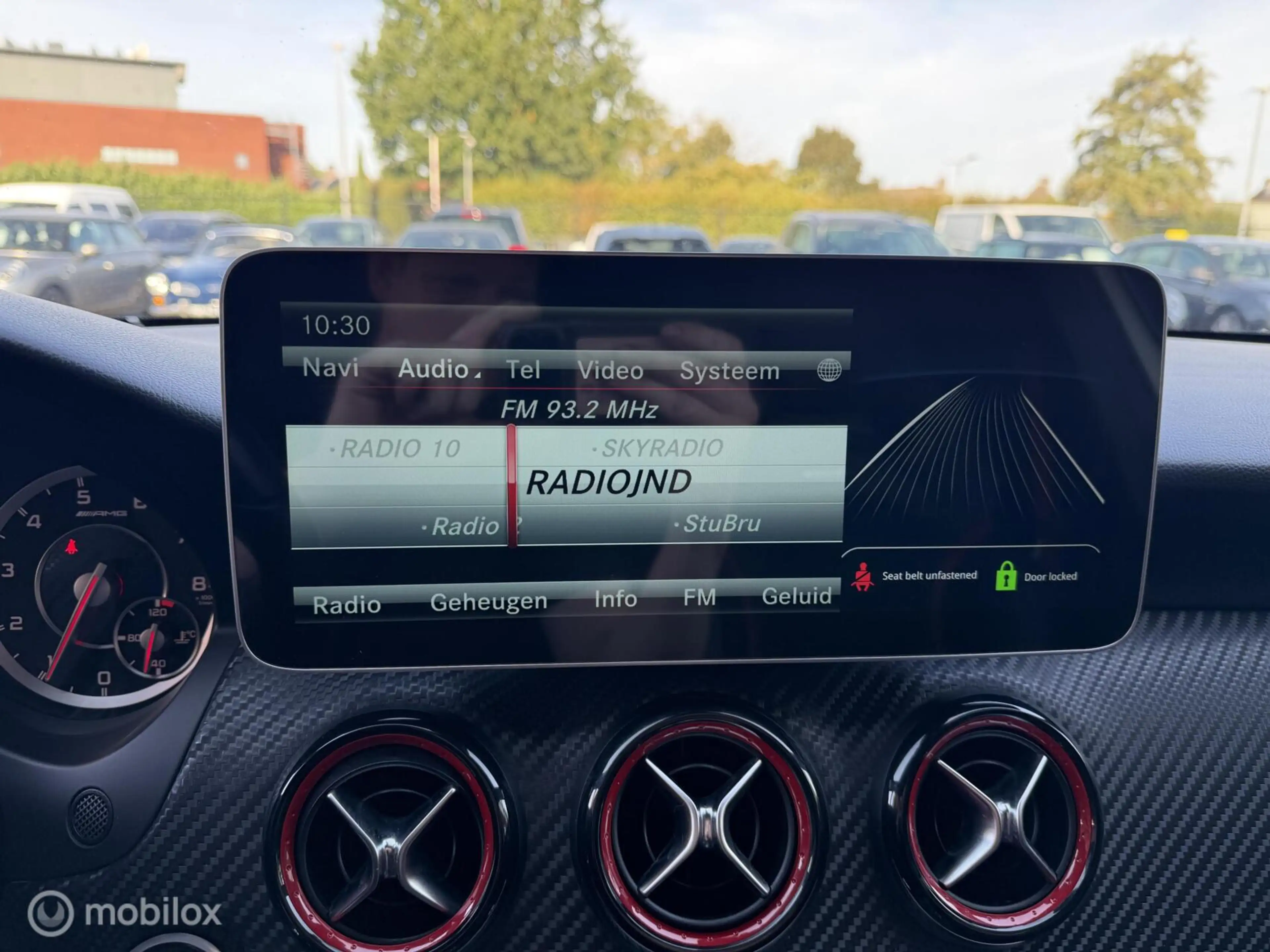 Mercedes-Benz A 45 AMG 4MATIC Edition 1 PANO*SCHAALSTOELEN* — photo 16