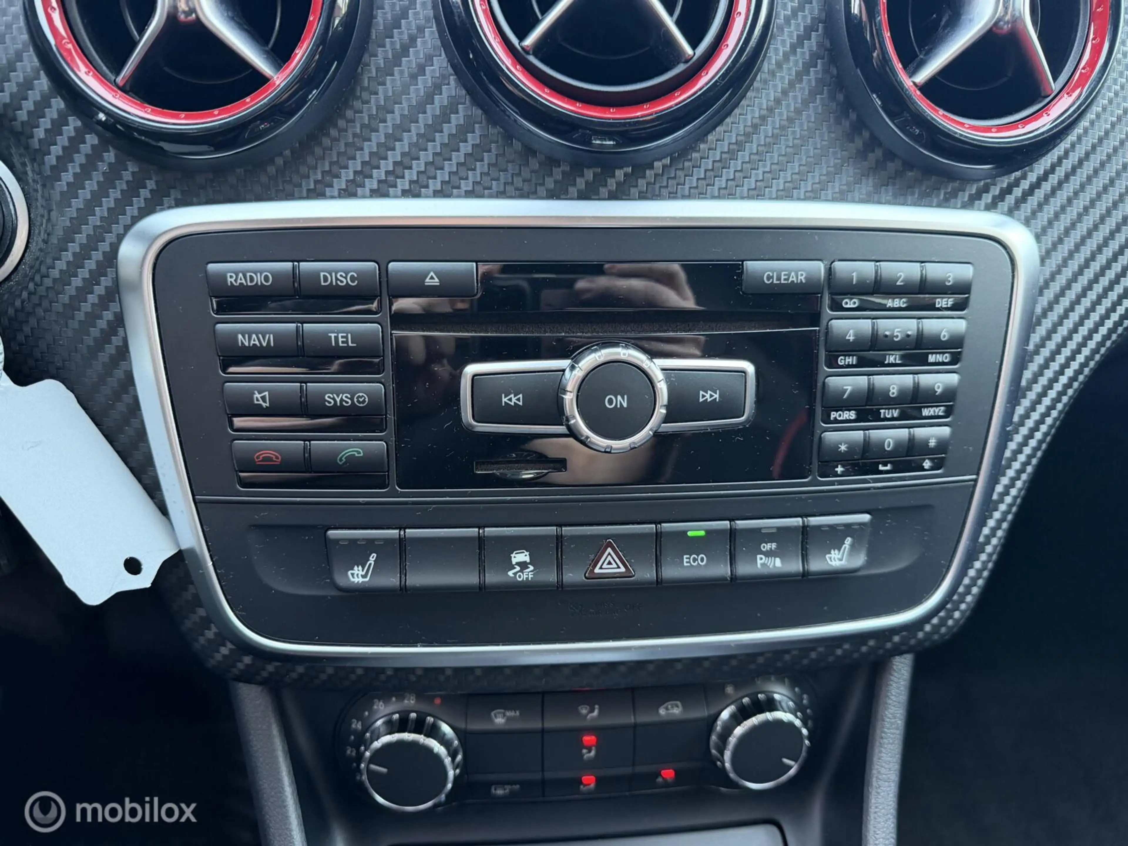 Mercedes-Benz A 45 AMG 4MATIC Edition 1 PANO*SCHAALSTOELEN* — photo 14