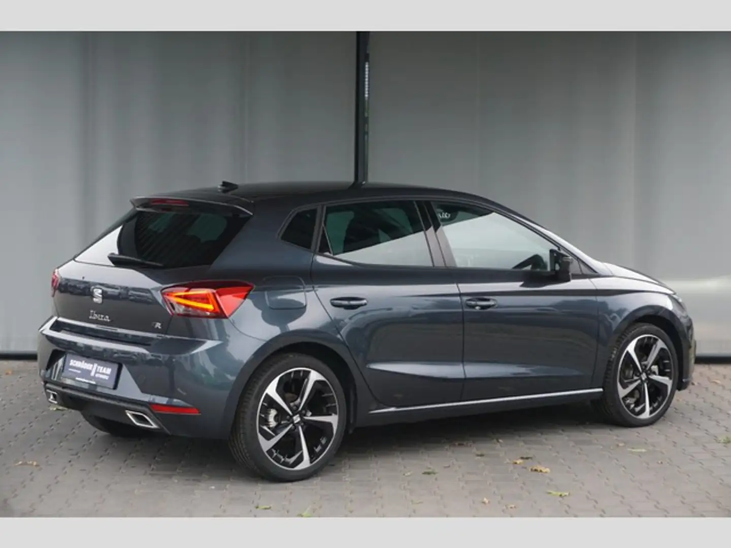 SEAT Ibiza 1.0 TSI DSG FR LED ACC PDC Grau - 2