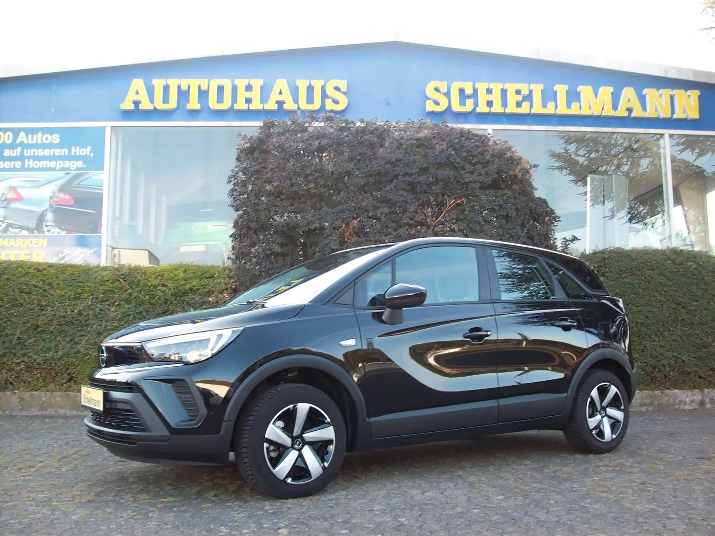 Opel Crossland X Crossland 1.2T PDC+Kam SHZ LHZ FSHZ NaviPro AT Schwarz - 1