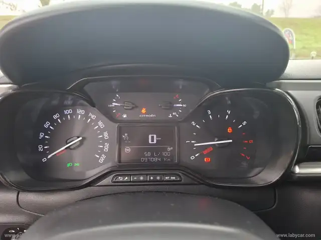 Citroen C3 view 12