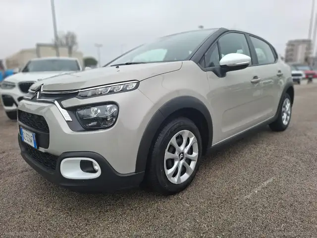 Citroen C3 view 9