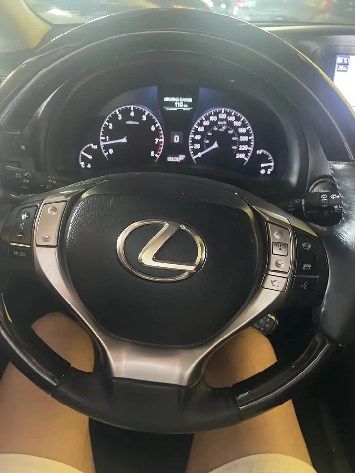 Lexus RX photo Lexus RX