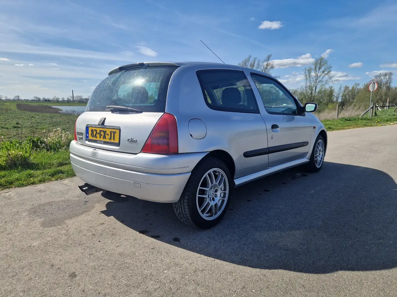 Renault Clio 2.0-16V RS, foto 5