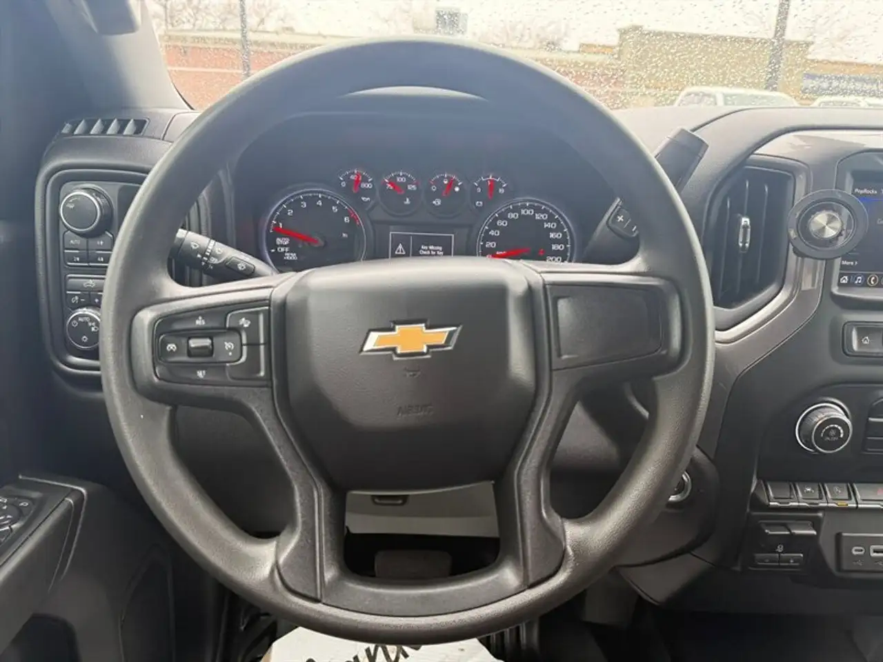 Chevrolet Silverado 1500 снимка Chevrolet Silverado 1500