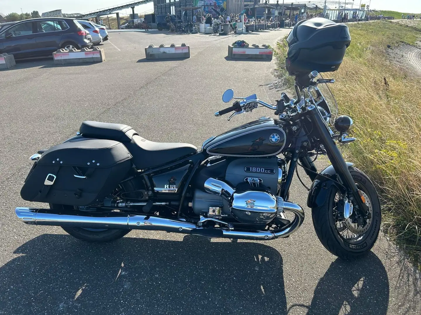BMW R 18 Classic Full option Fekete - 1