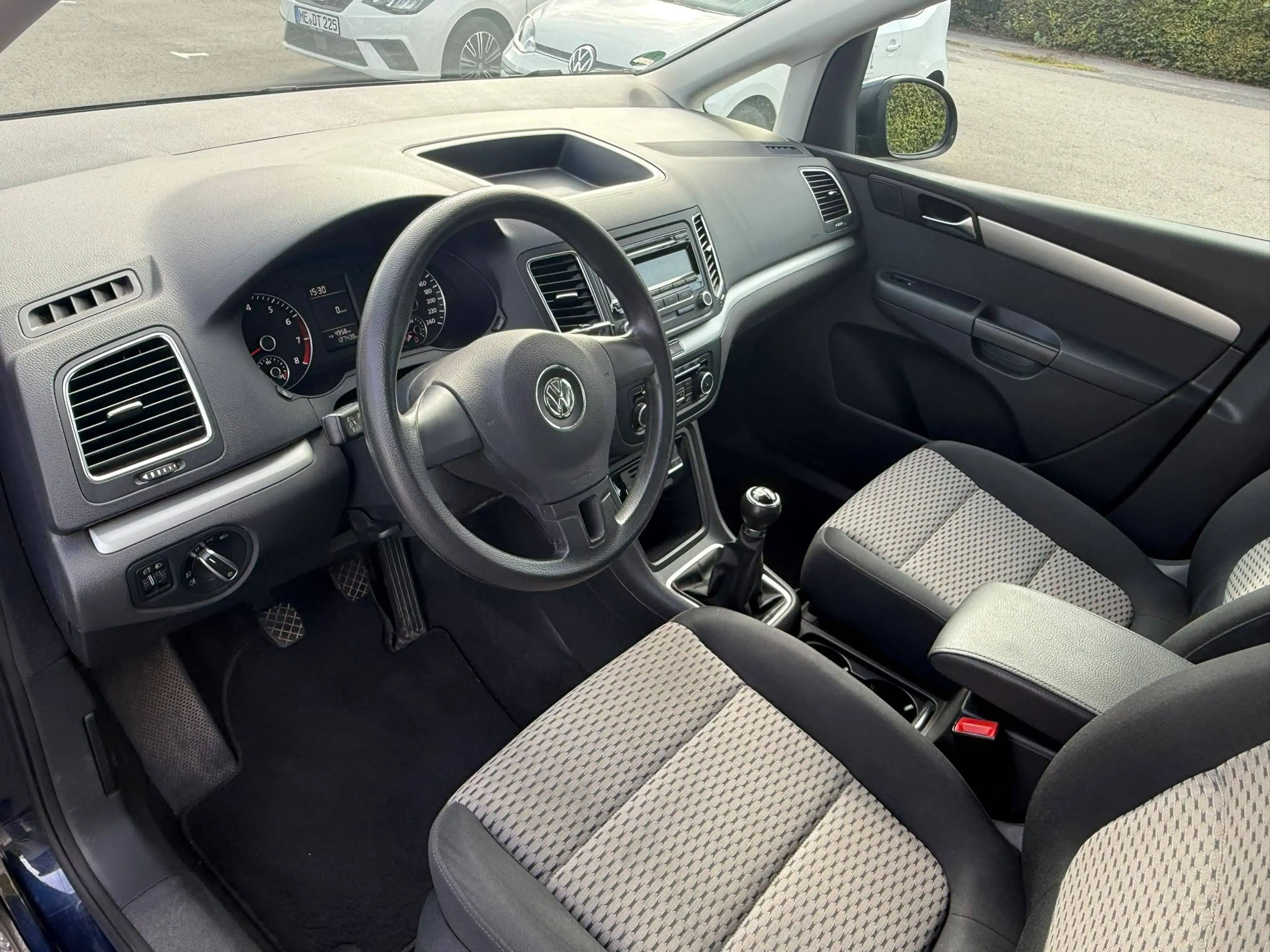 Volkswagen Sharan Trendline BMT Klima*SHZ*Steuerkette u. Kupplung gewechselt — photo 11