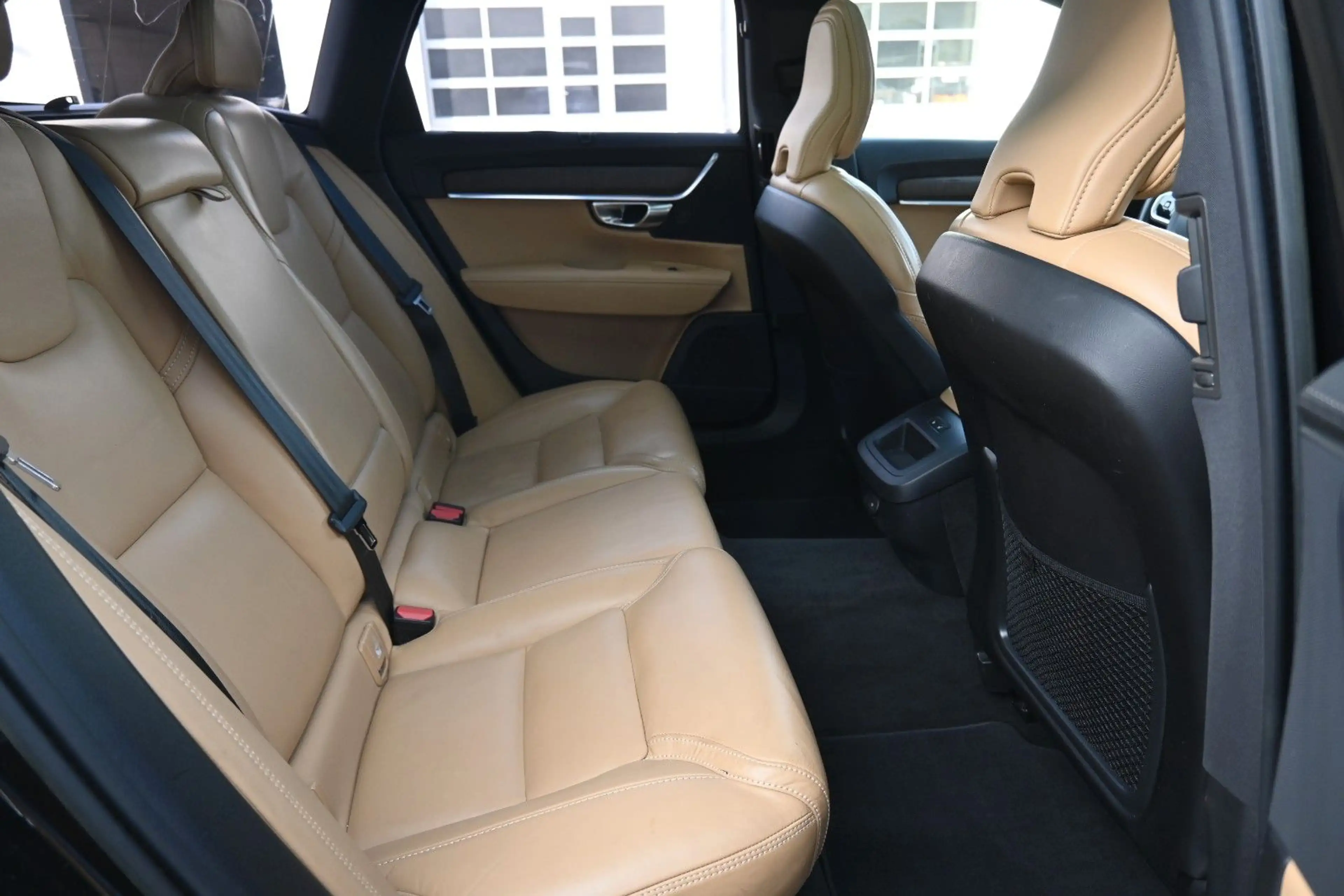 Volvo V90 B4 D Plus Bright*STDHZG*360°*PANO*ACC*AHK — photo 15