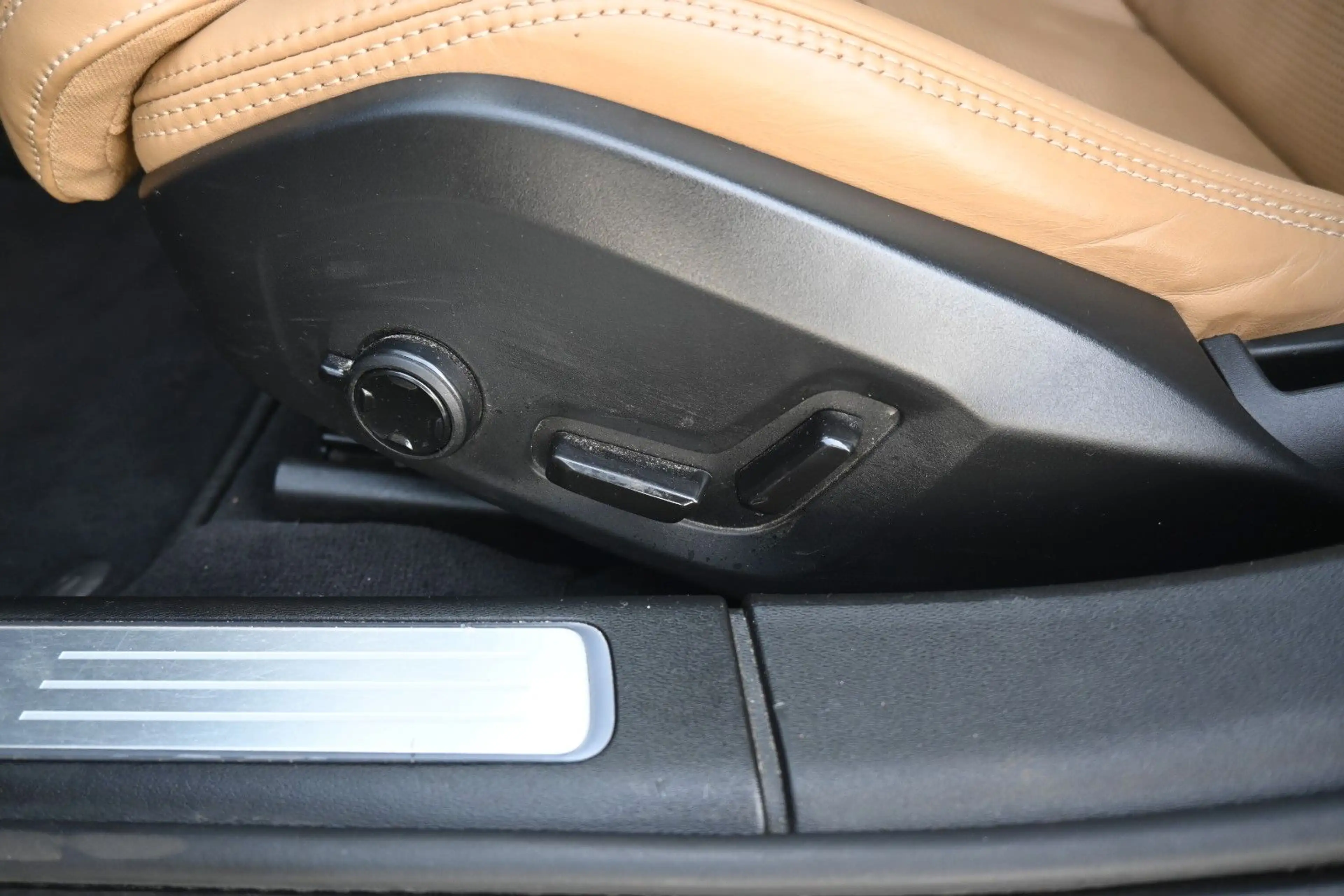Volvo V90 B4 D Plus Bright*STDHZG*360°*PANO*ACC*AHK — photo 30