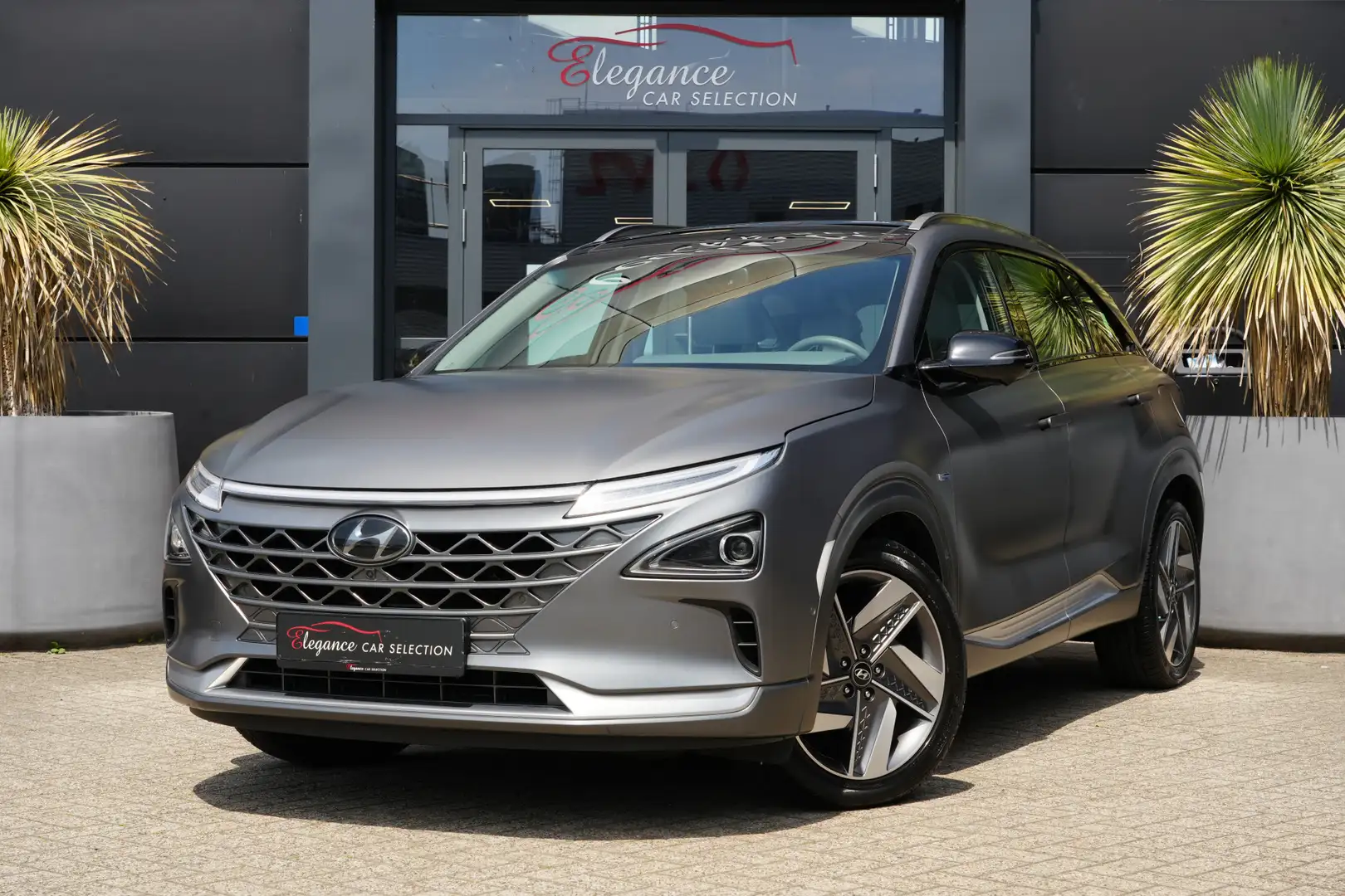 Hyundai NEXO FCEV Plus Pack 164pk Panoramadak/Stoelverwarming/3 Grau - 1