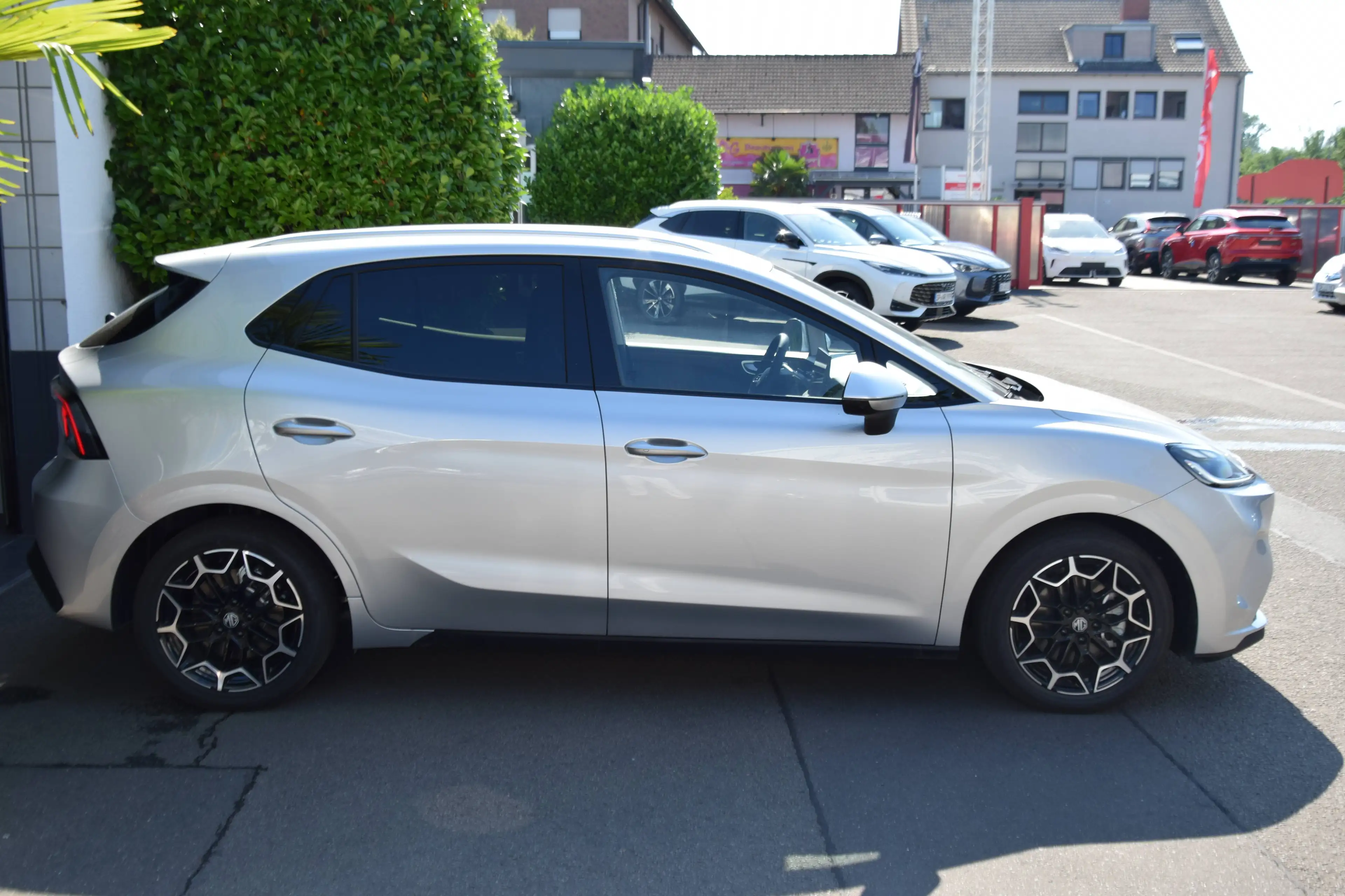 MG MG4 Urban 54kWh — photo 5