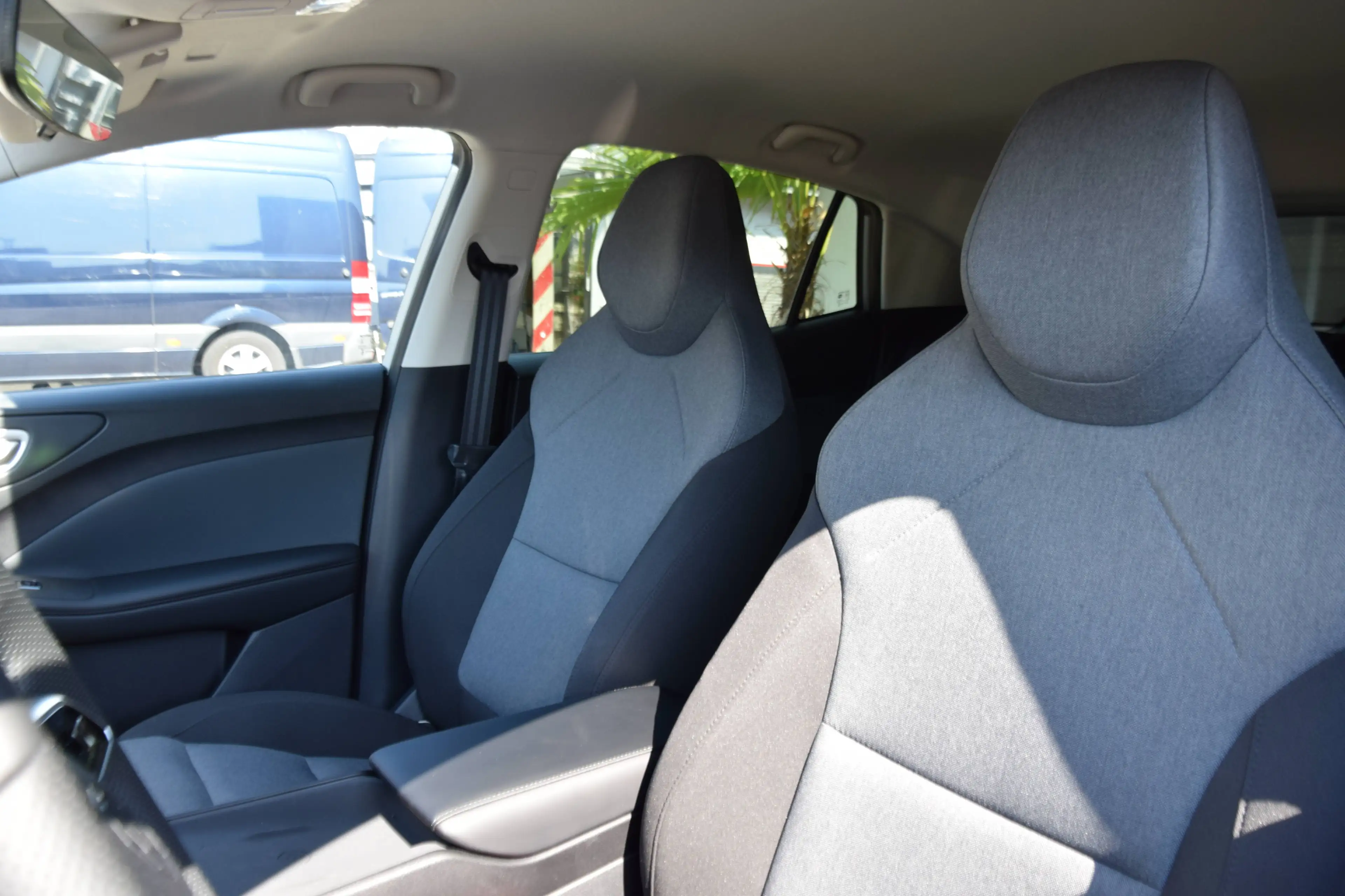 MG MG4 Urban 54kWh — photo 14