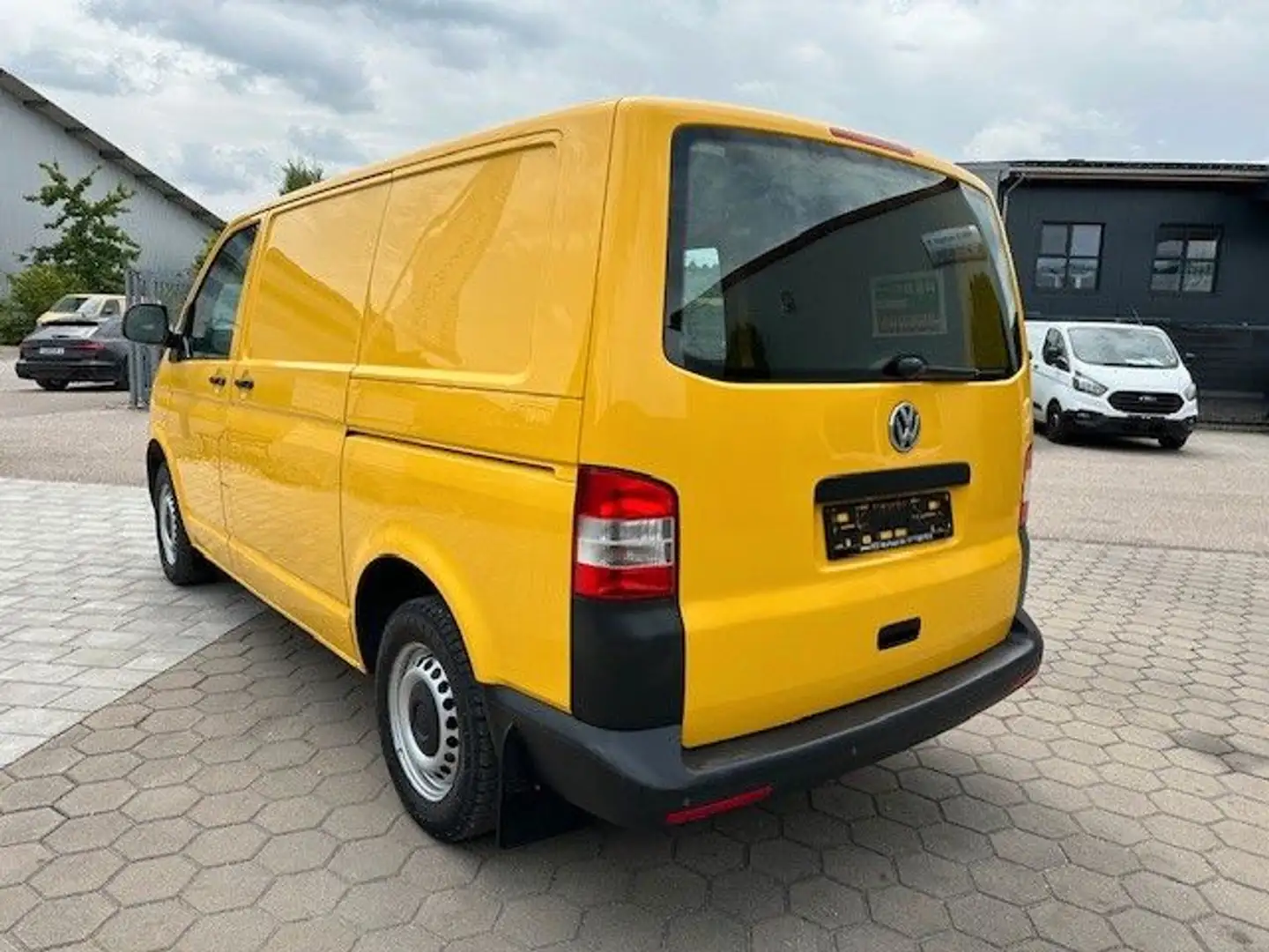 Volkswagen T5 Transporter mehrere auf Lager facelift 2,0TDI Gelb - 1