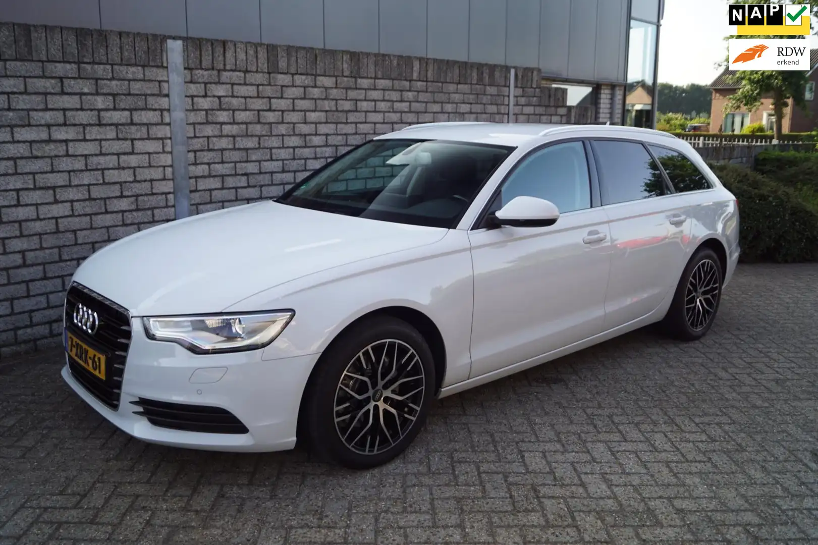 Audi A6 Avant 2.0 TDI Ultra Business Edition 190 PK Autom Wit - 1