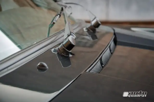 Porsche 911 3.0 SC Coupe mit SD, Nadelstreif u Motor Revision Ansicht 11