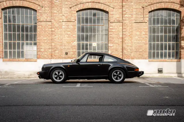 Porsche 911 3.0 SC Coupe mit SD, Nadelstreif u Motor Revision Ansicht 1