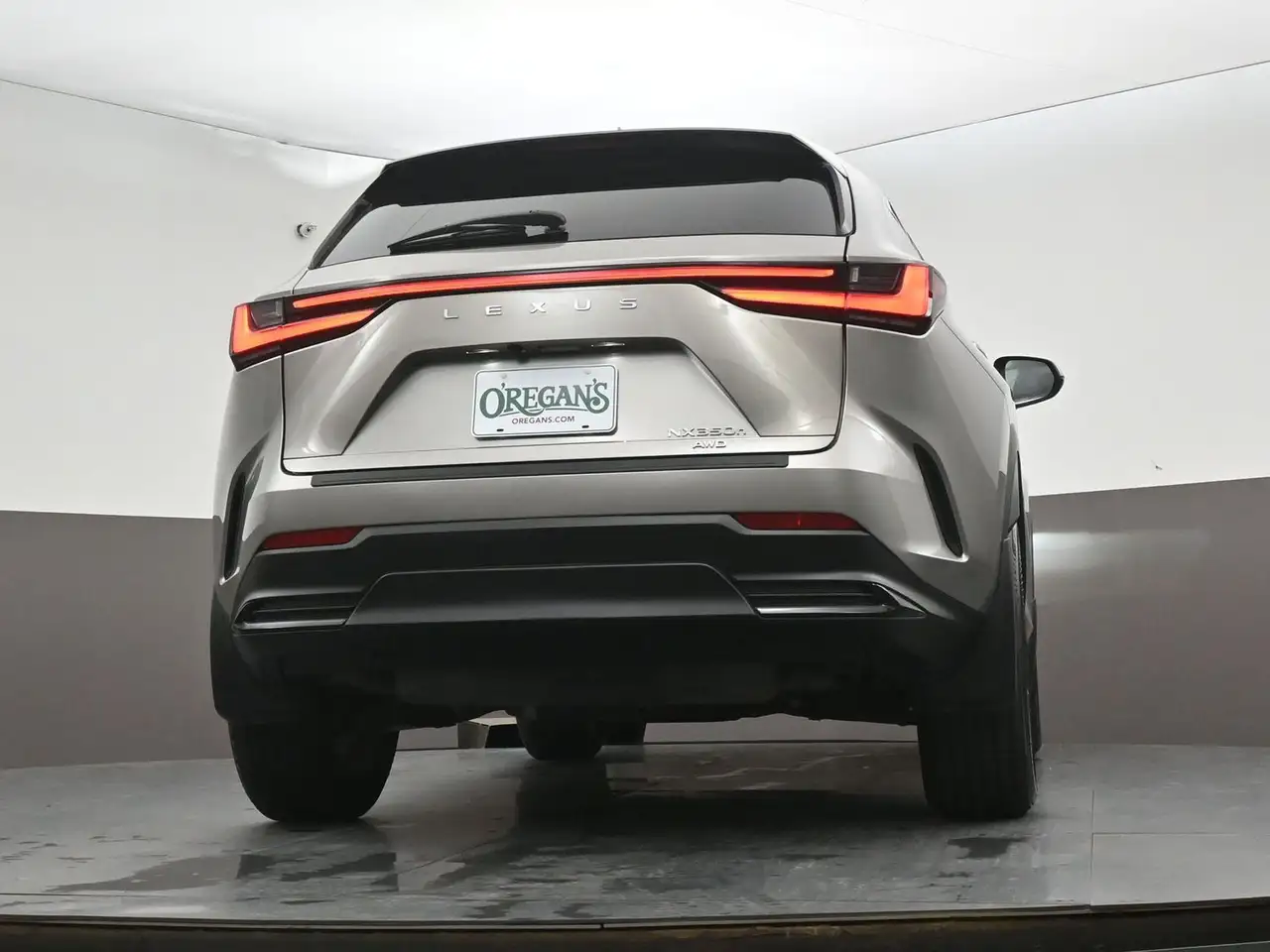 Lexus NX снимка Lexus NX