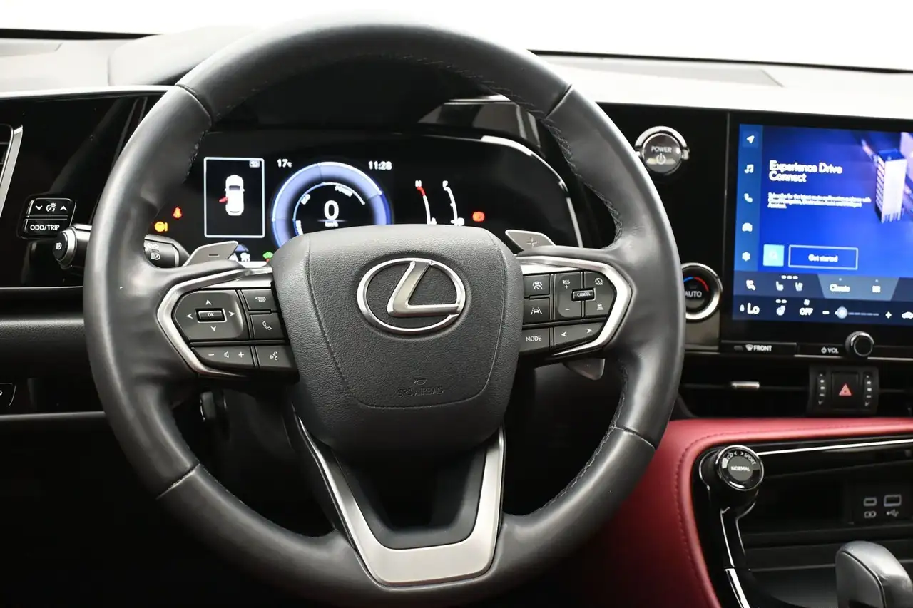Lexus NX снимка Lexus NX