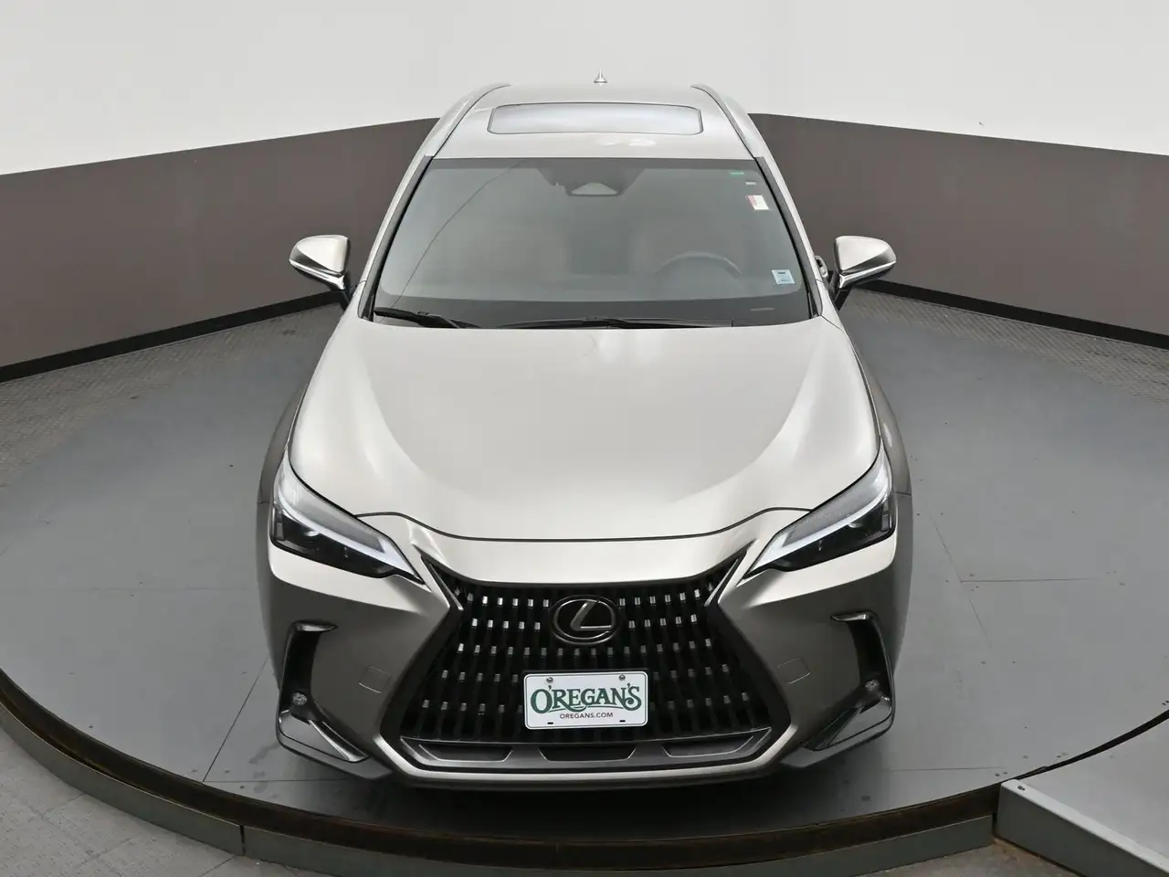 Lexus NX снимка Lexus NX