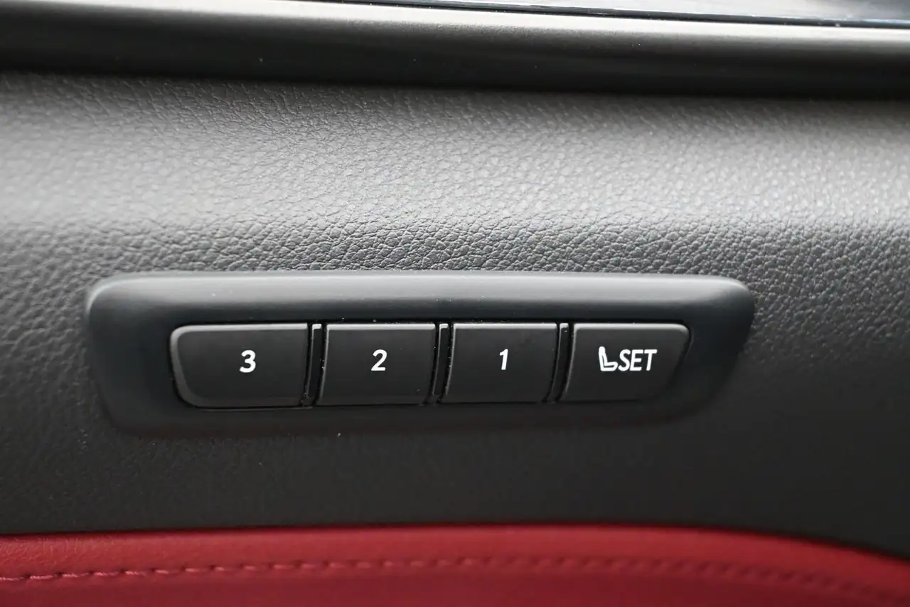Lexus NX снимка Lexus NX