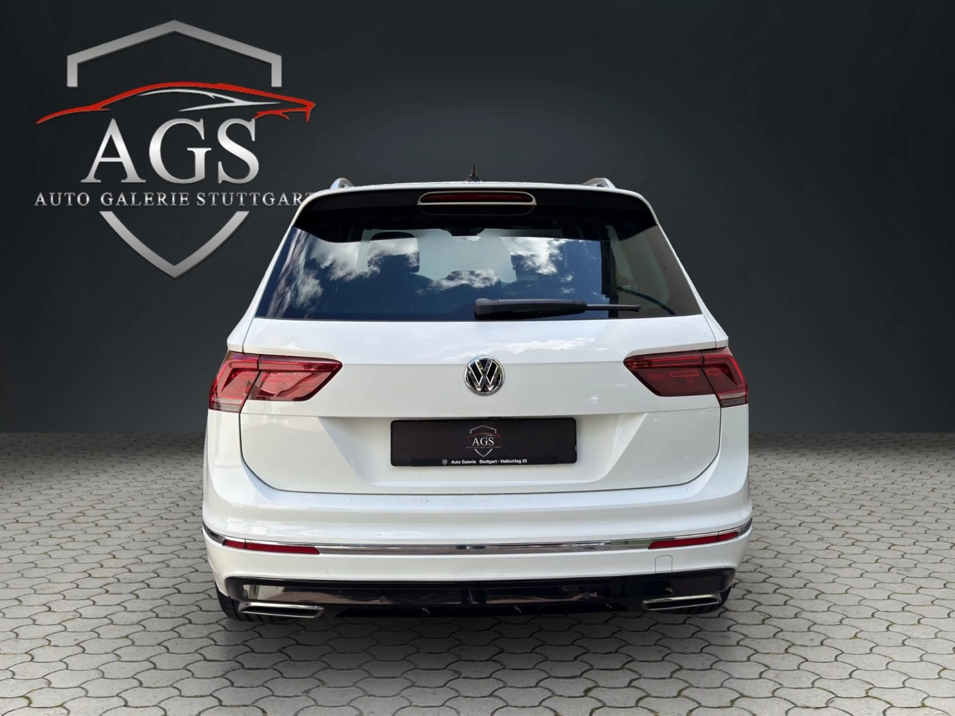 Volkswagen Tiguan 2.0 TDI 4MOTION*R-LINE*PANO*TEMP*360 KAM — photo 4