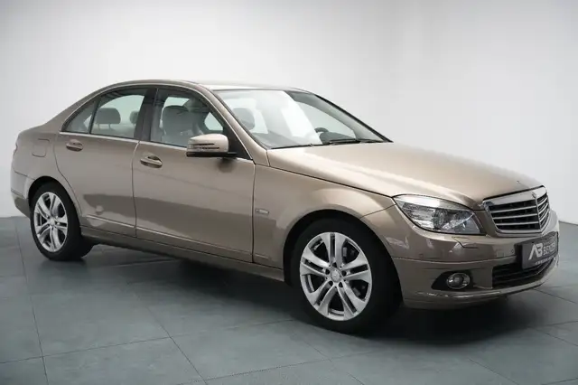Mercedes-Benz C view 5