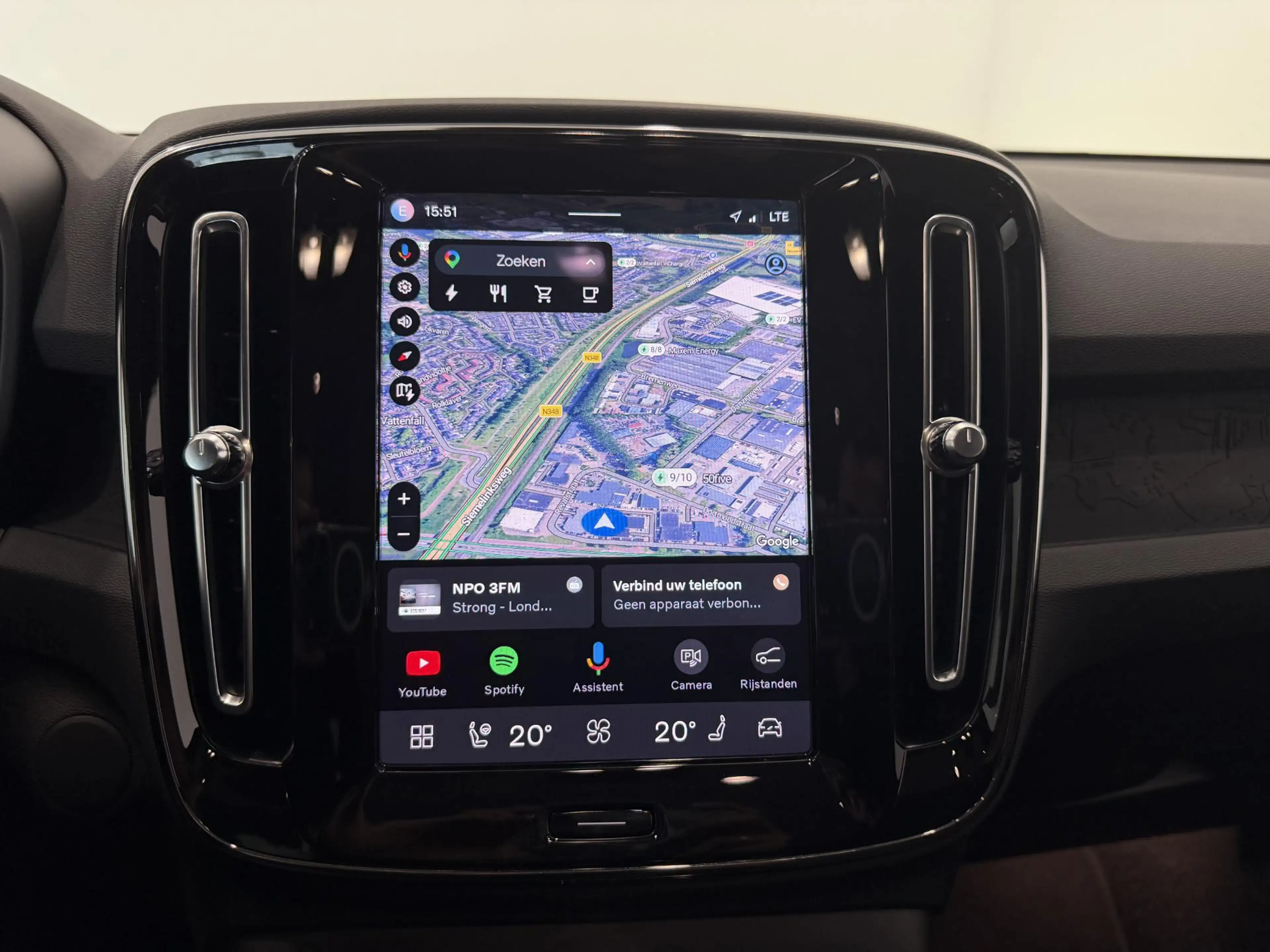 Volvo C40 Recharge Twin Ultimate 78 kWh | 94,1 % SOH | Panor — photo 10