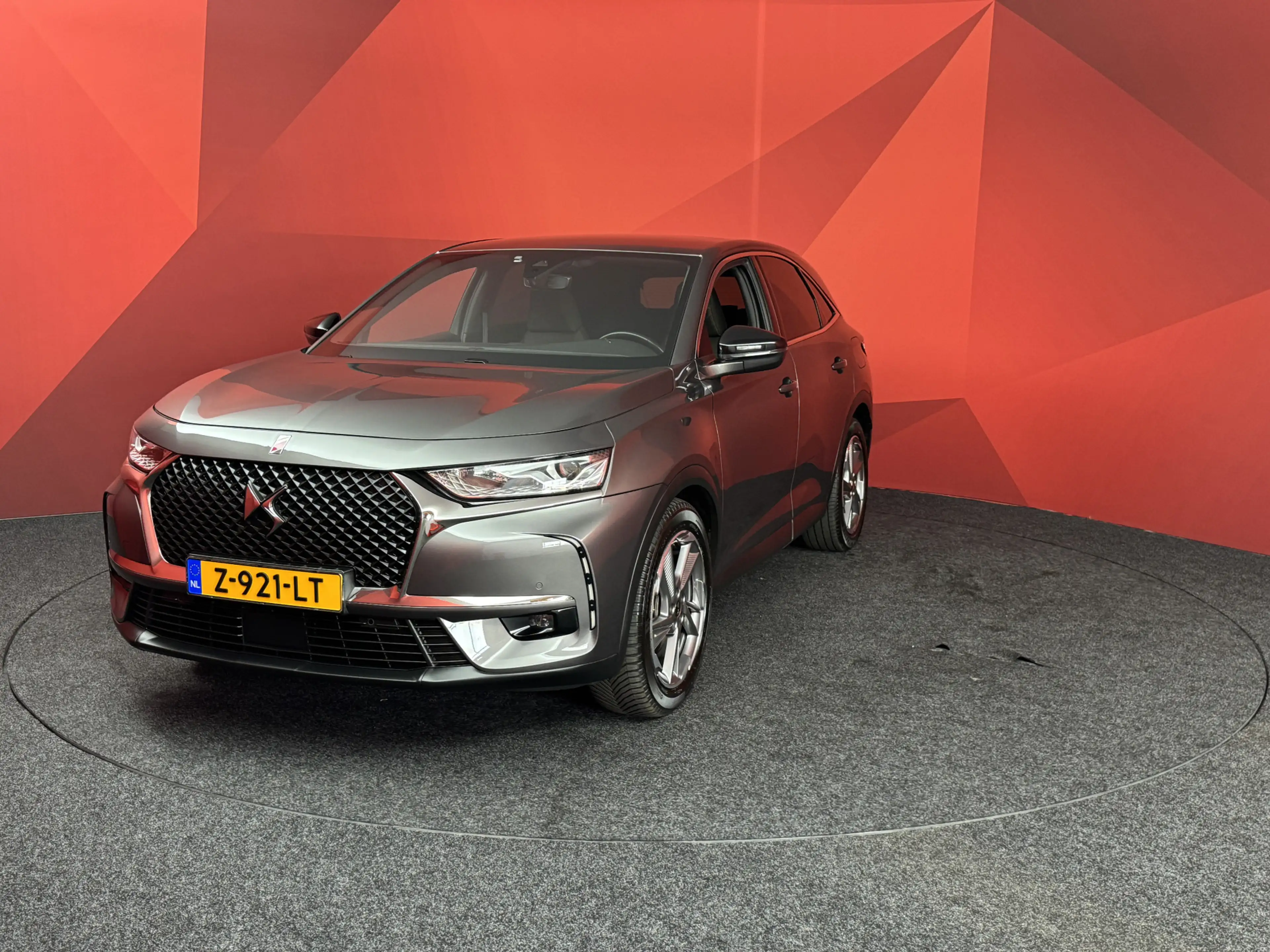 DS Automobiles DS 7 Crossback E-Tense 4x4 Performance Line | Navi | Clima | LED — photo 14