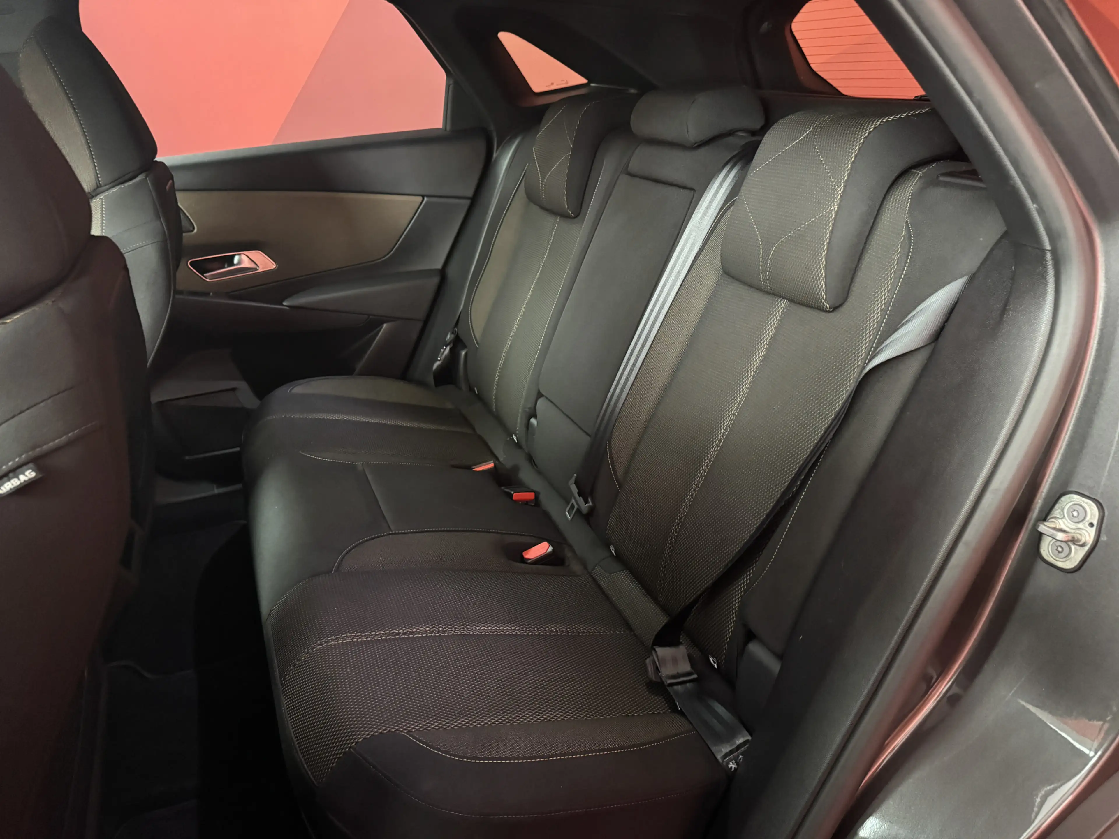 DS Automobiles DS 7 Crossback E-Tense 4x4 Performance Line | Navi | Clima | LED — photo 5