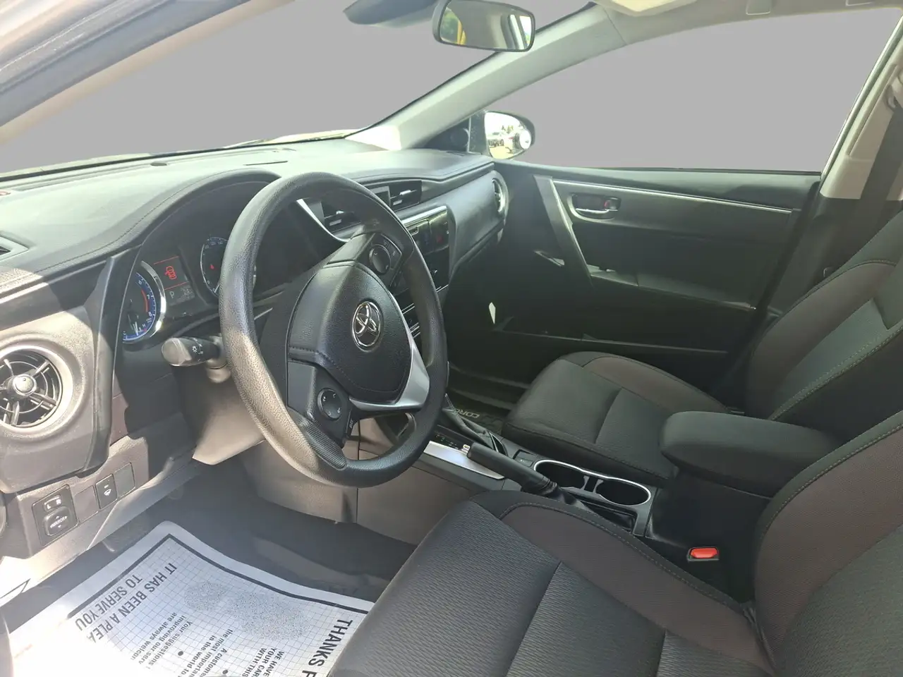 Toyota Corolla снимка Toyota Corolla