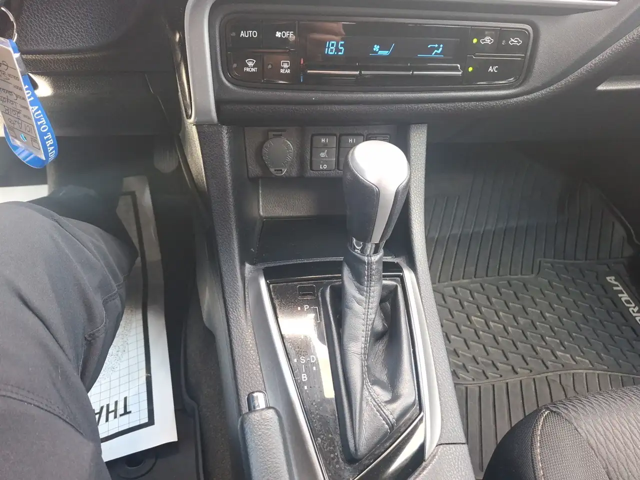 Toyota Corolla снимка Toyota Corolla