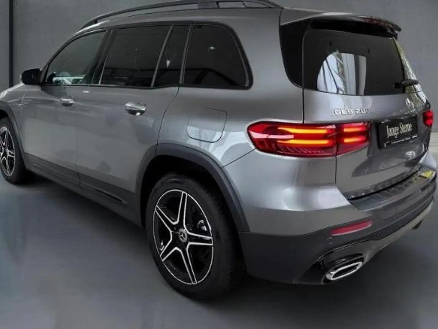 Mercedes-Benz GLB 200 GLB 200 d AMG-MBEAN-DISTRONIC-NIGHT-TRAINO Gris - 2