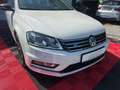 Volkswagen Passat Variant PASSAT VARIANT / 4MOTION / R-LINE Weiß - thumbnail 6