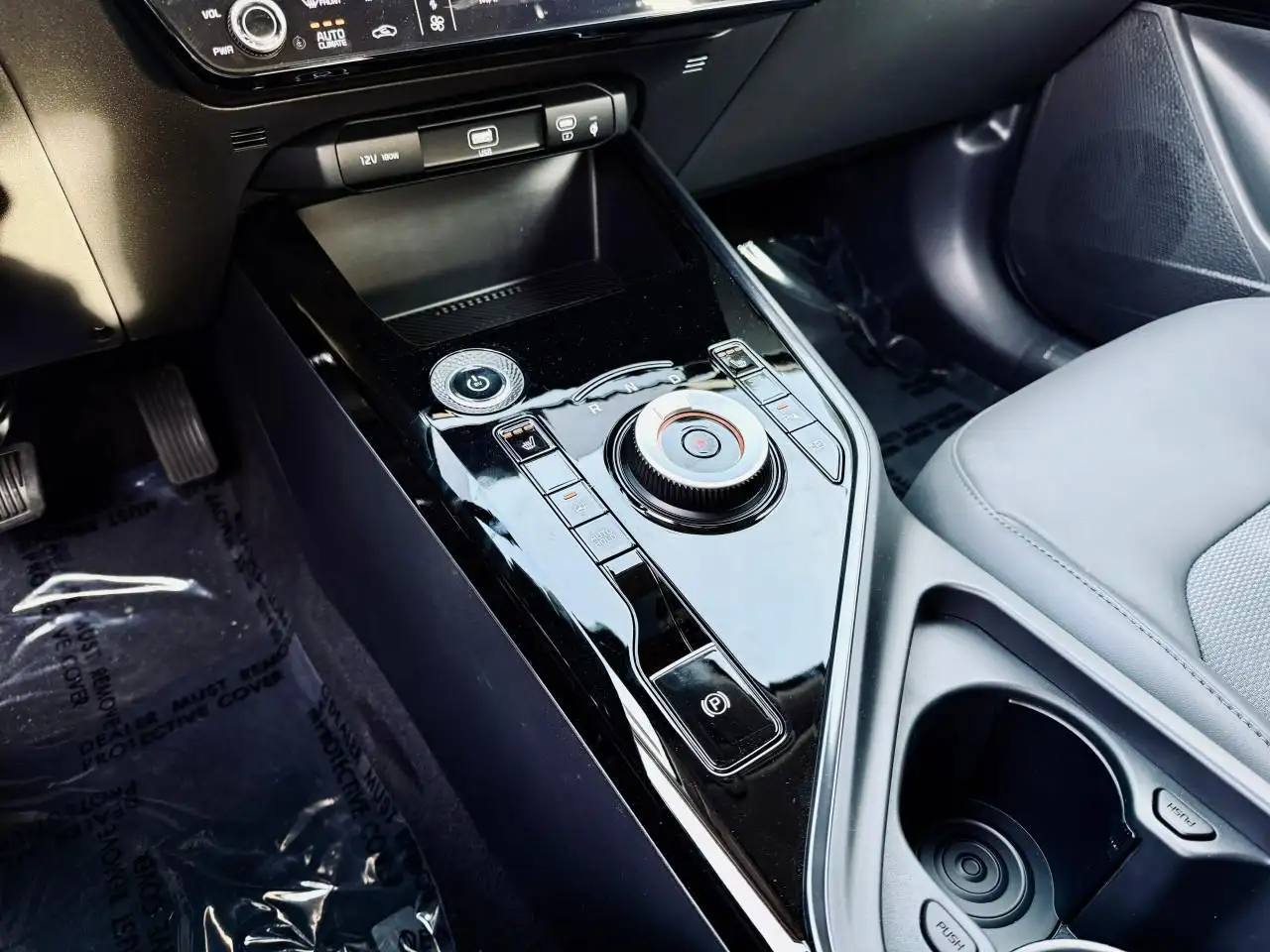 Kia Niro снимка Kia Niro