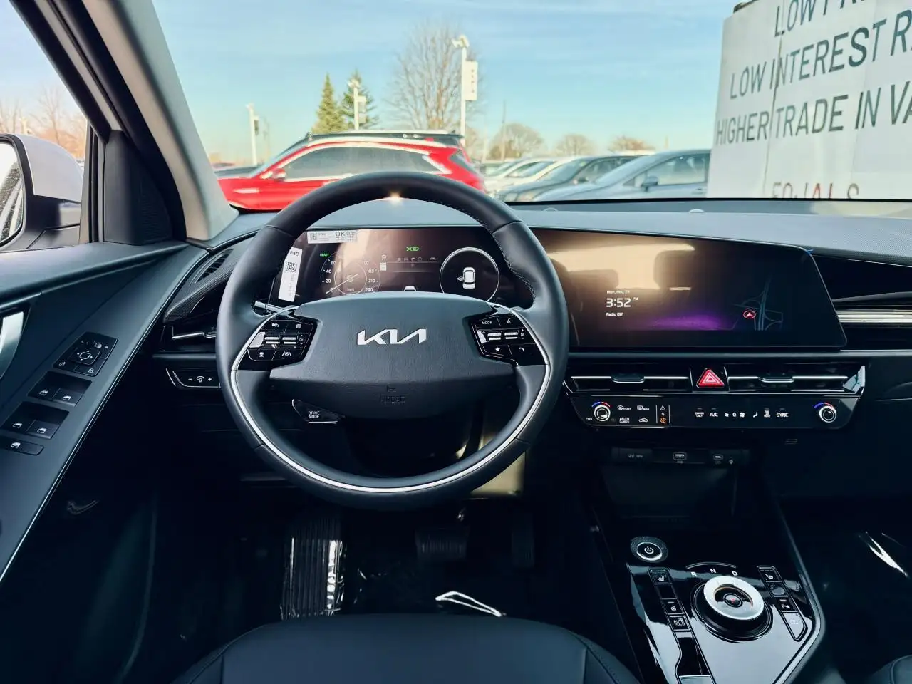 Kia Niro снимка Kia Niro