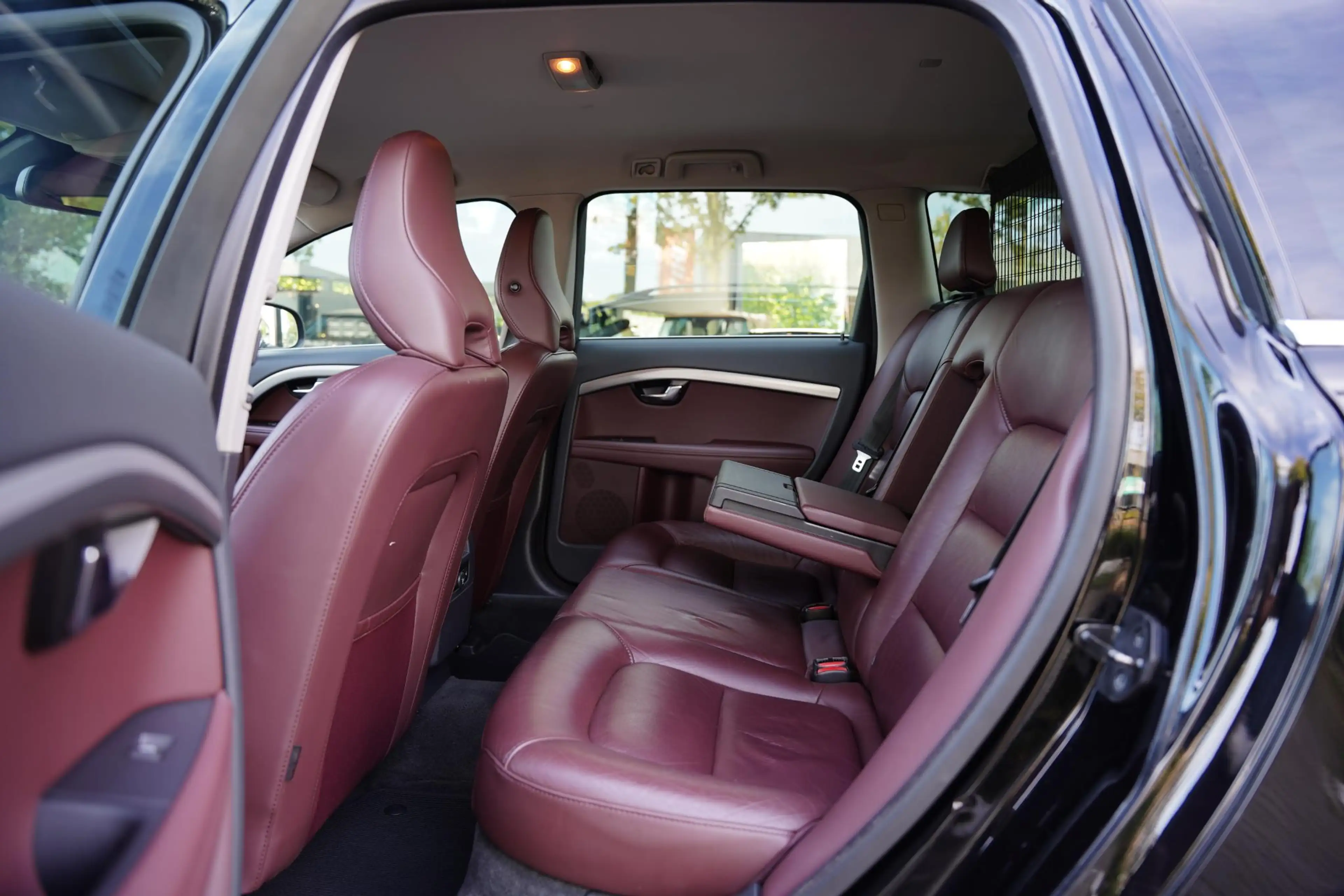 Volvo V70 1.6 T4 Summum / Leder / Full Service — photo 7