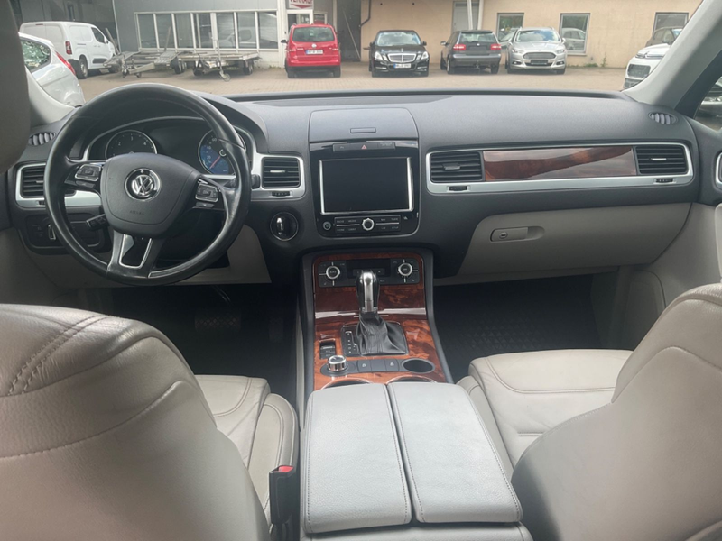 Volkswagen Touareg V6 TDI BMT TÜV 05.2027 — photo 10