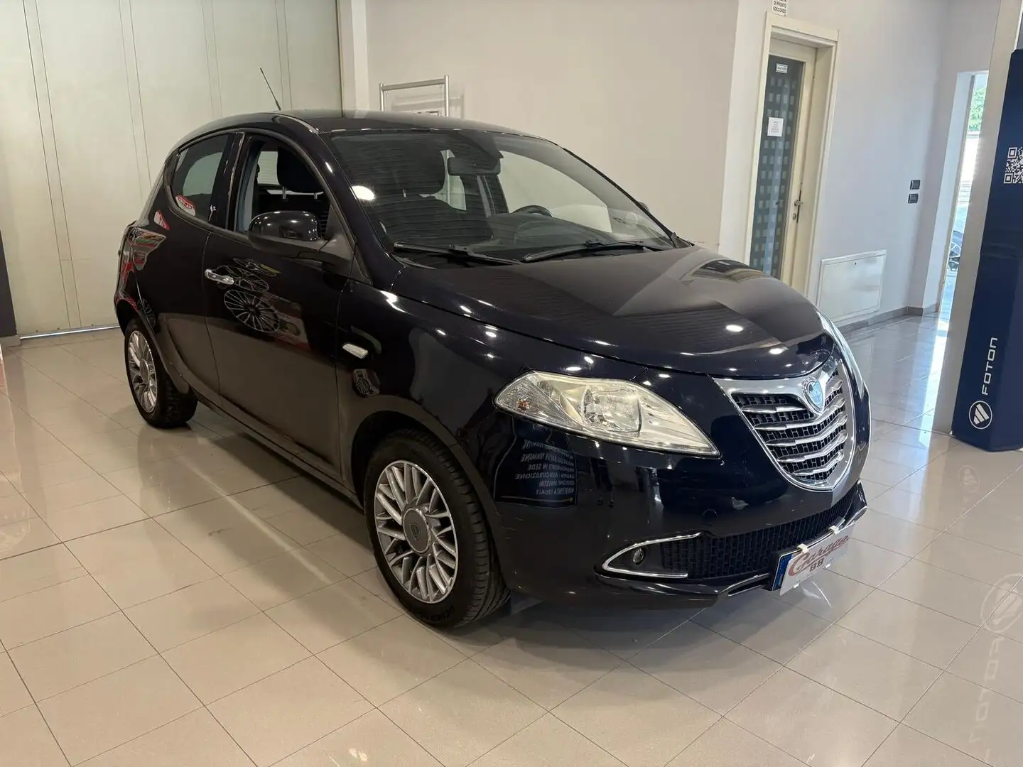 Lancia Ypsilon 1.2 8v Gold s&s 69cv Noir - 2