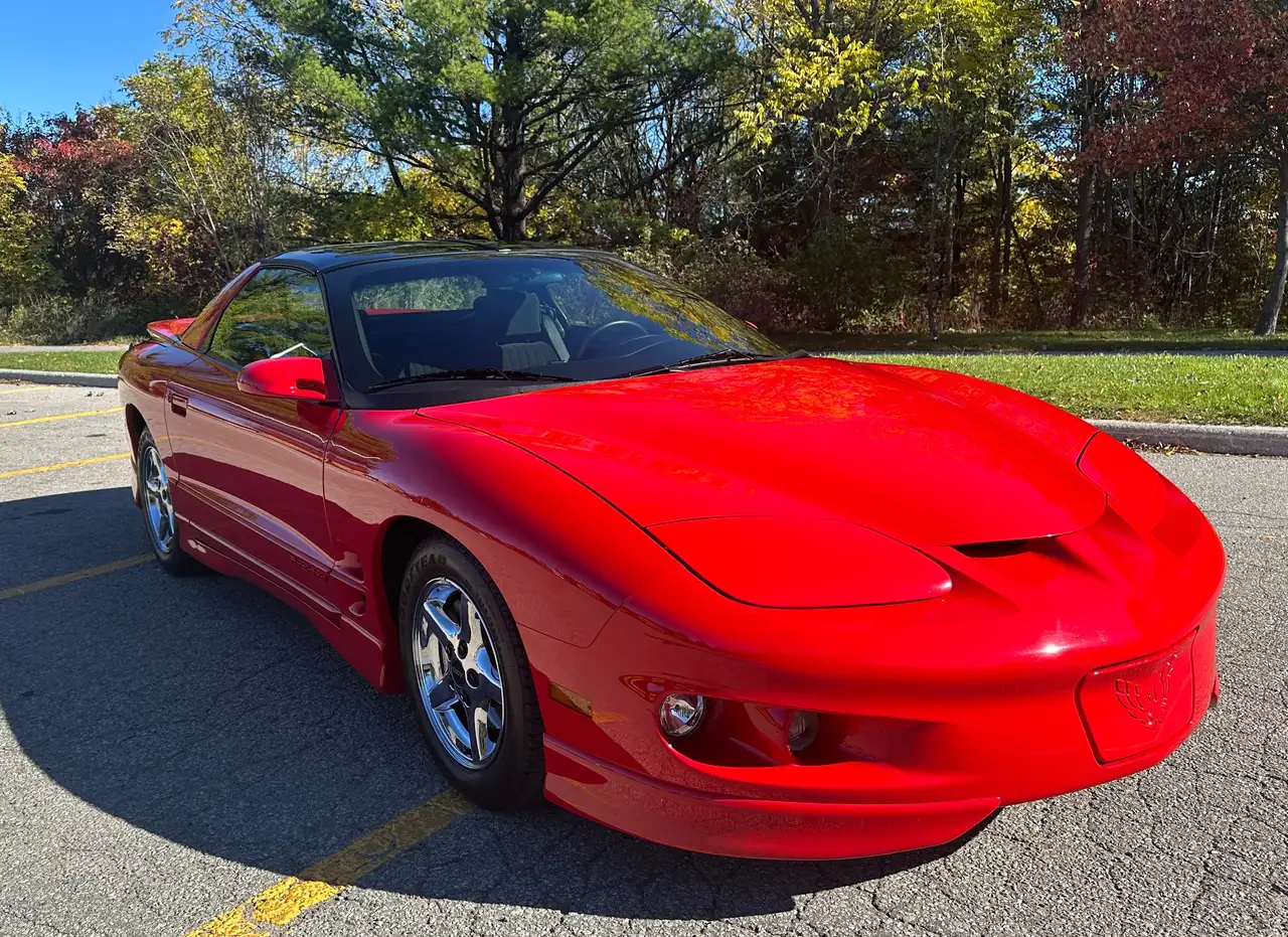 Pontiac Firebird photo Pontiac Firebird